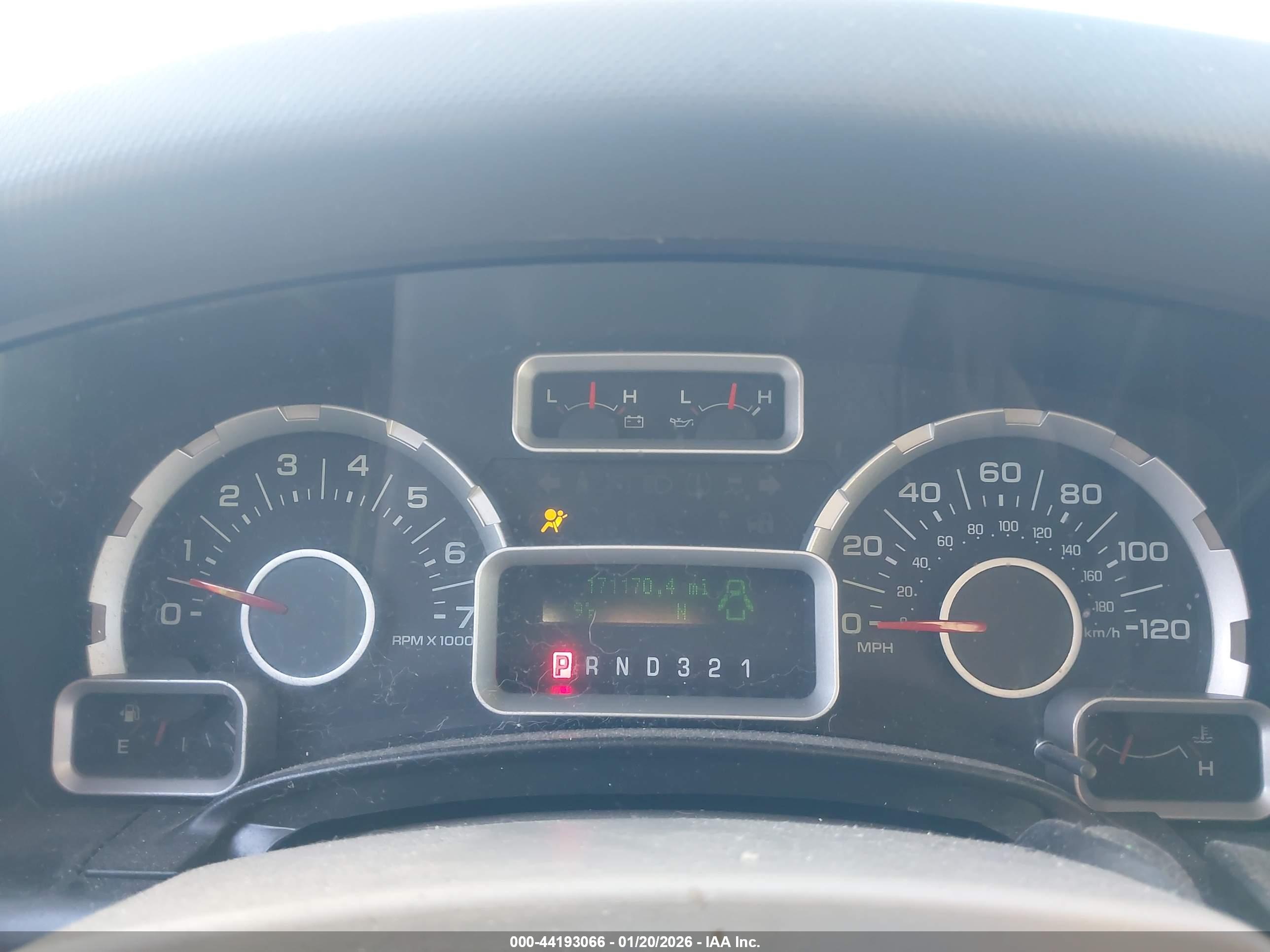 FORD EXPEDITION image 7