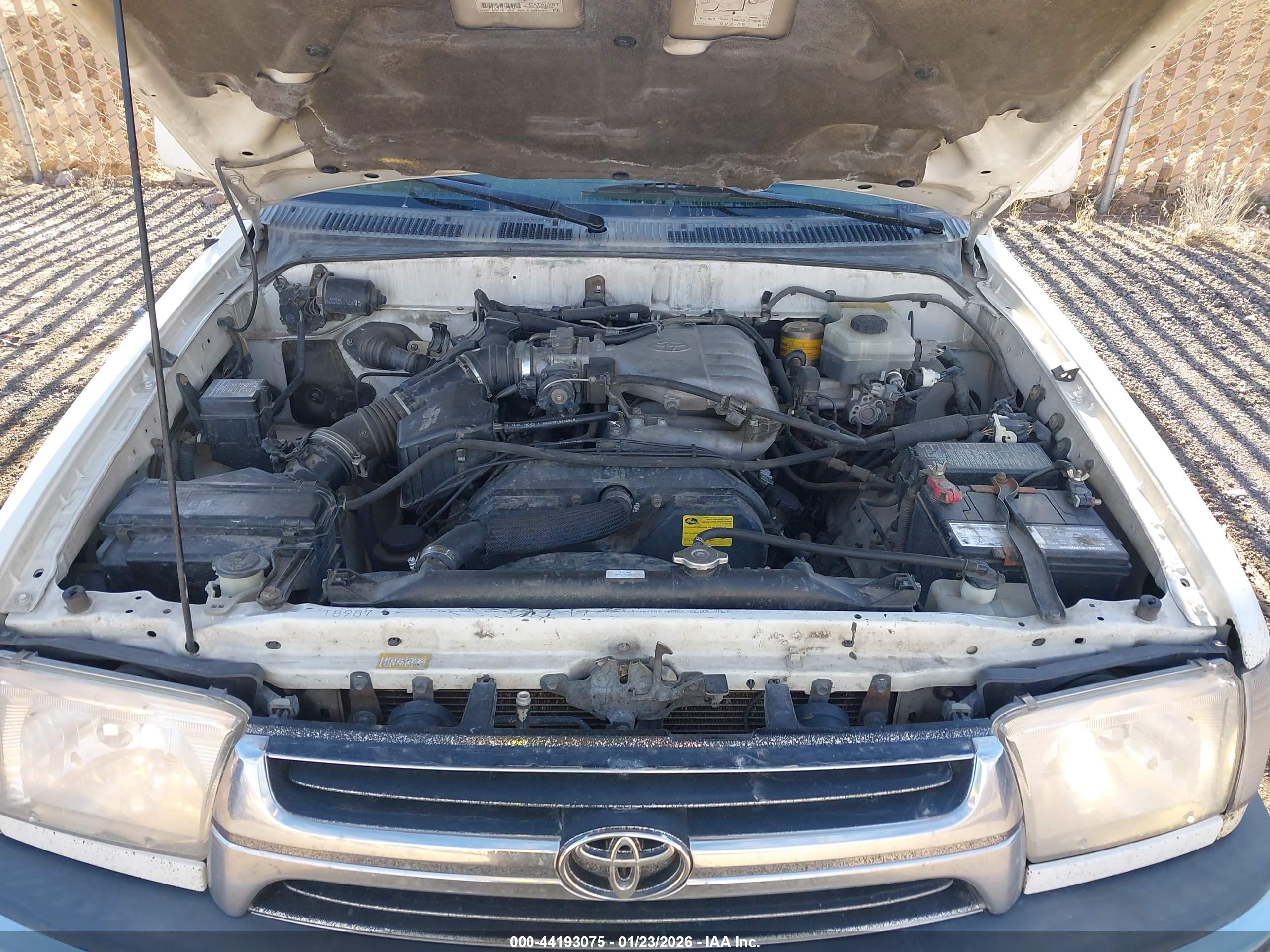 TOYOTA 4RUNNER image 10