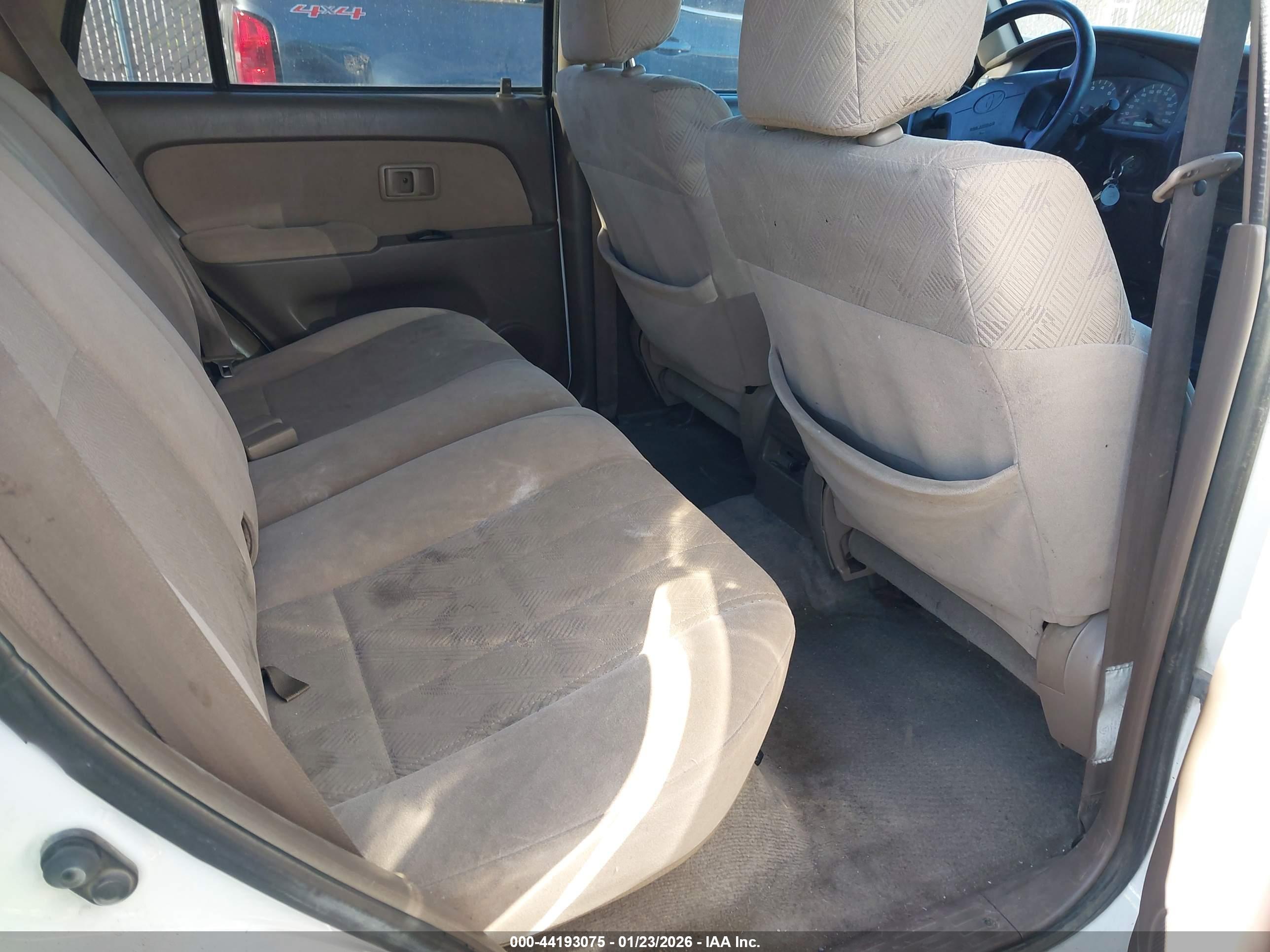 TOYOTA 4RUNNER image 8