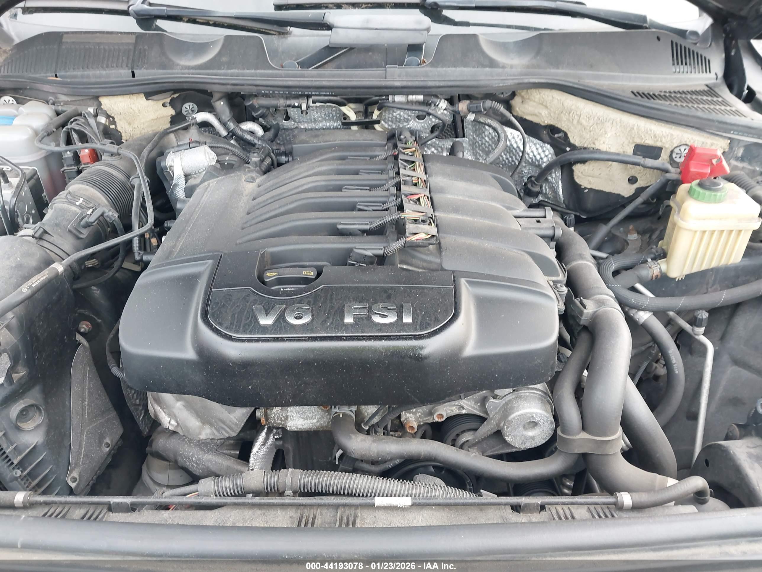 VOLKSWAGEN TOUAREG image 10