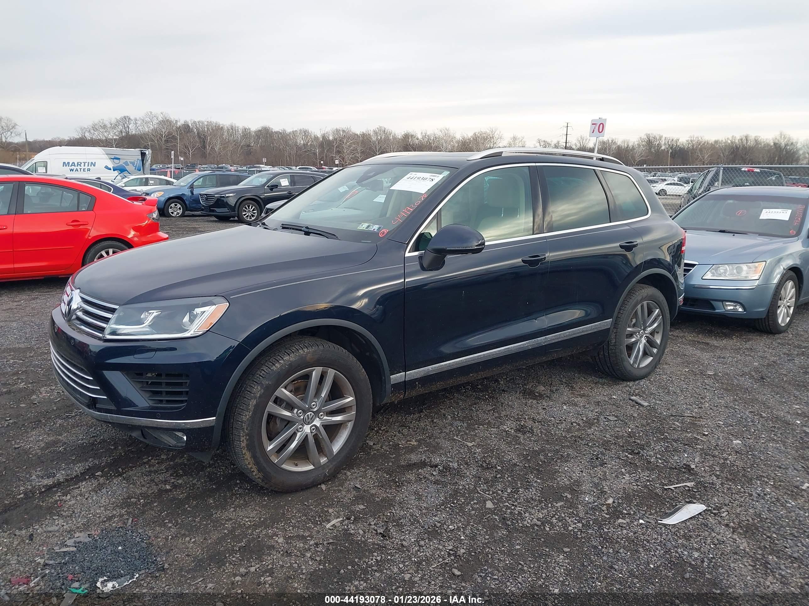 VOLKSWAGEN TOUAREG image 2