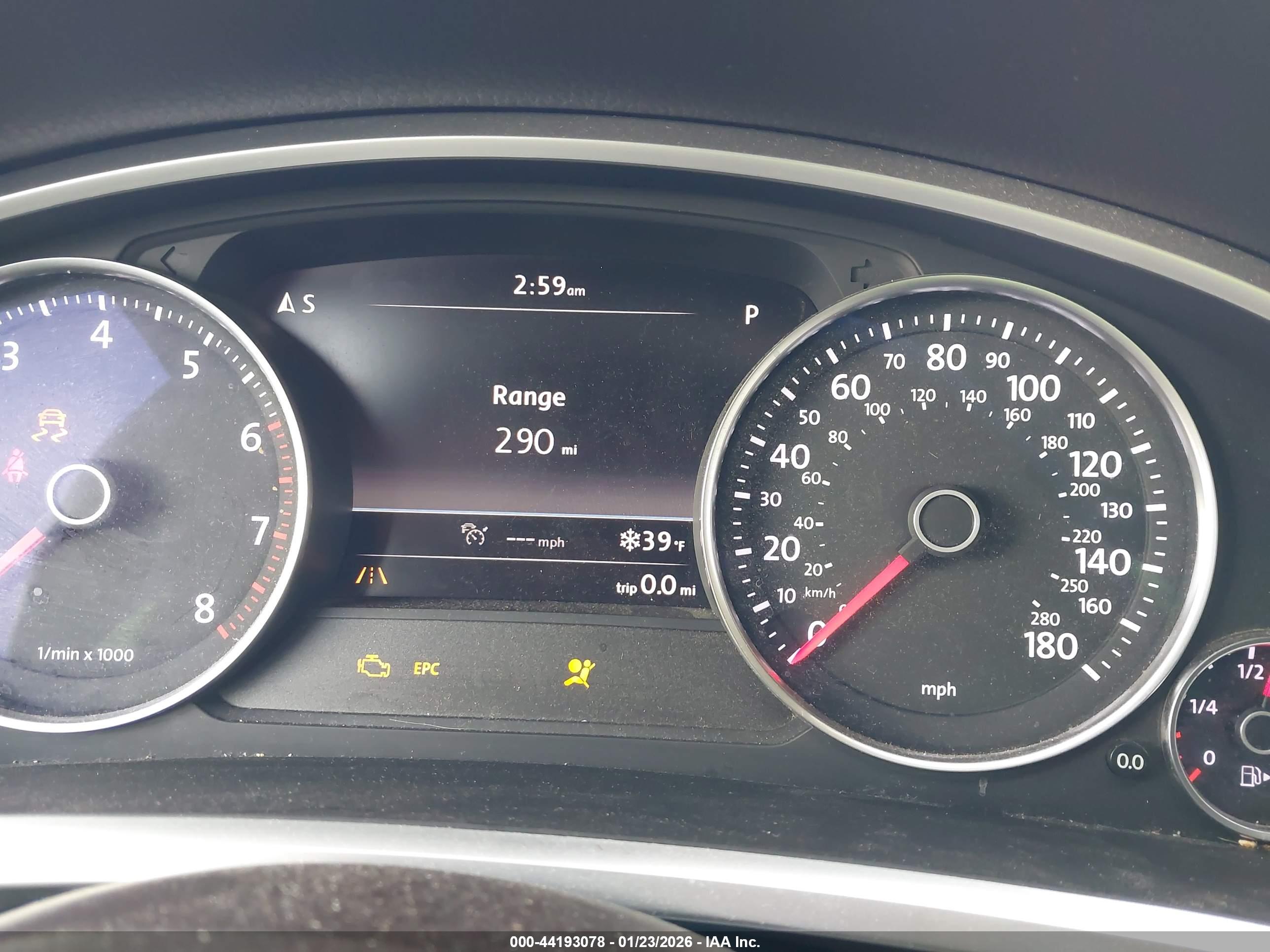 VOLKSWAGEN TOUAREG image 7