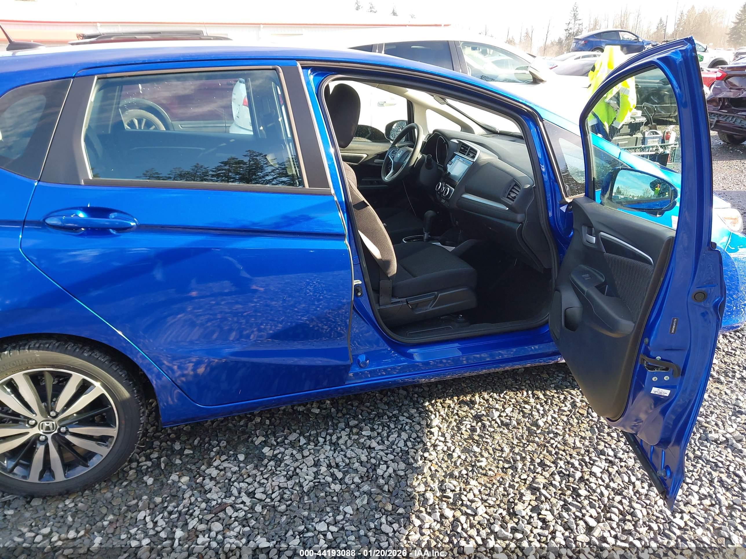 HONDA FIT image 5