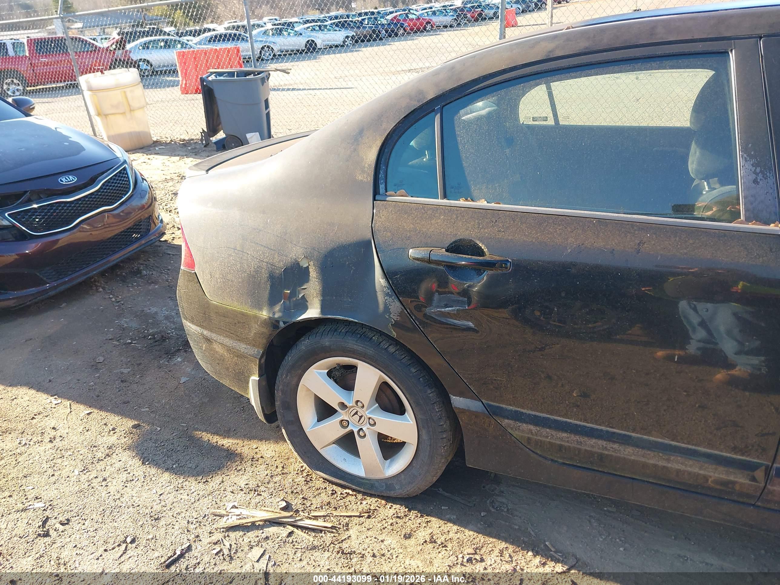 HONDA CIVIC image 6
