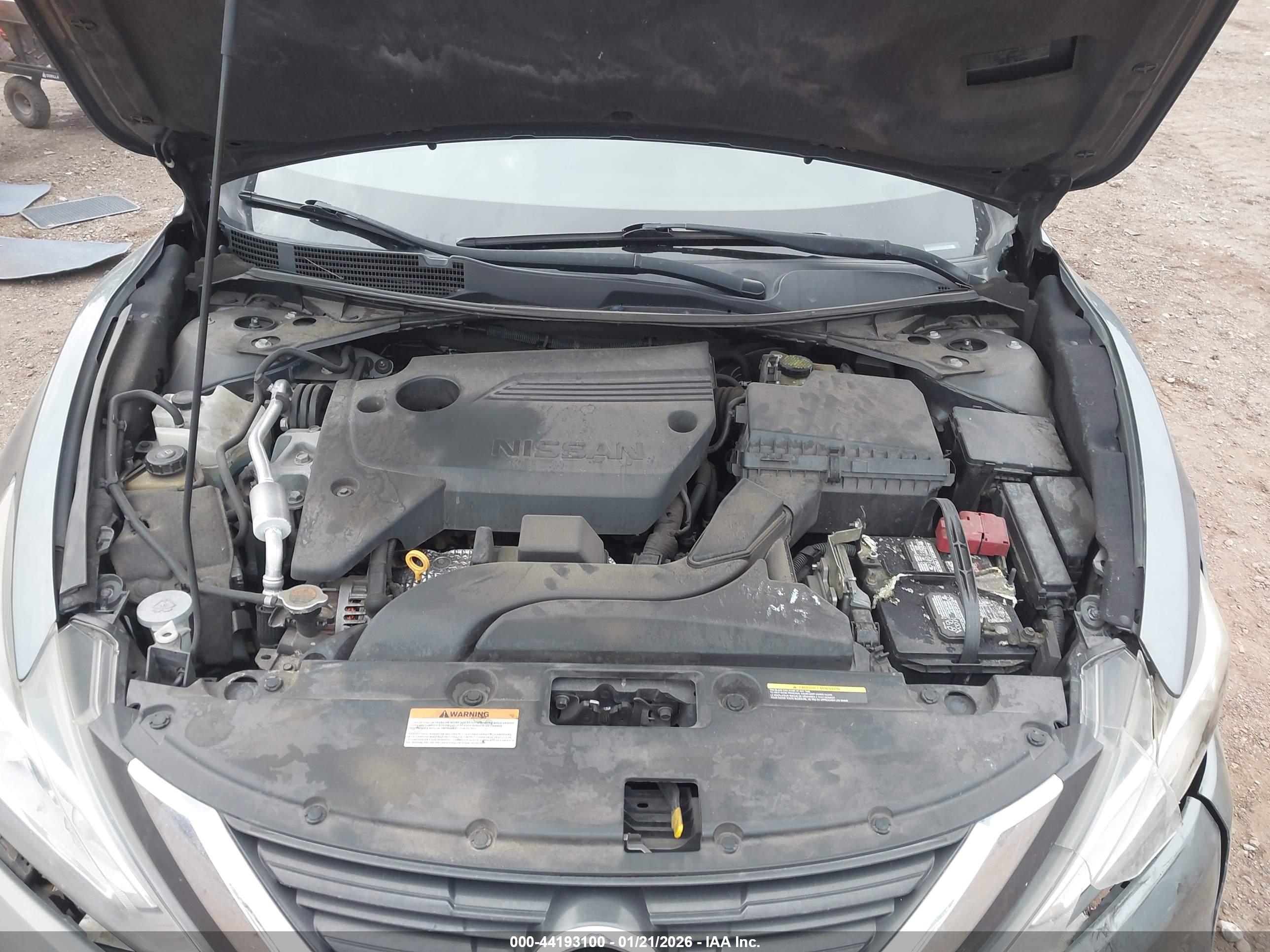 NISSAN ALTIMA image 10
