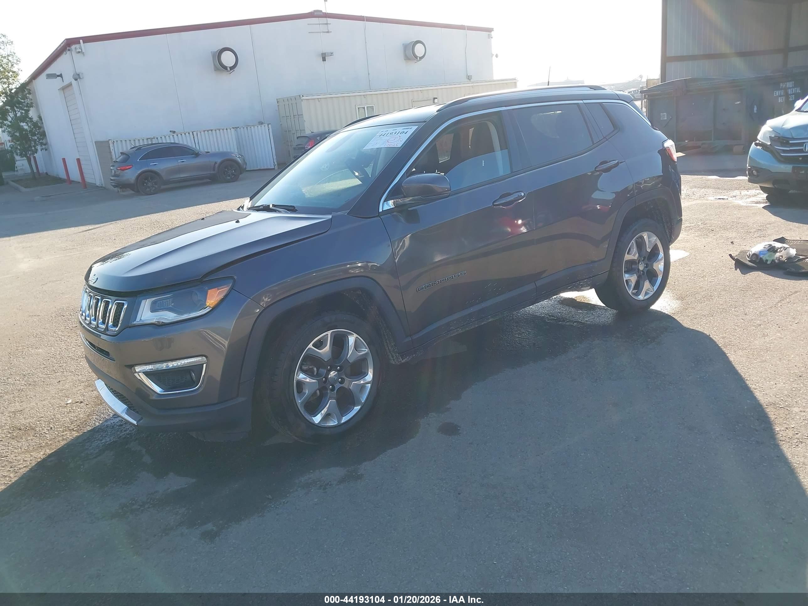 JEEP COMPASS image 2