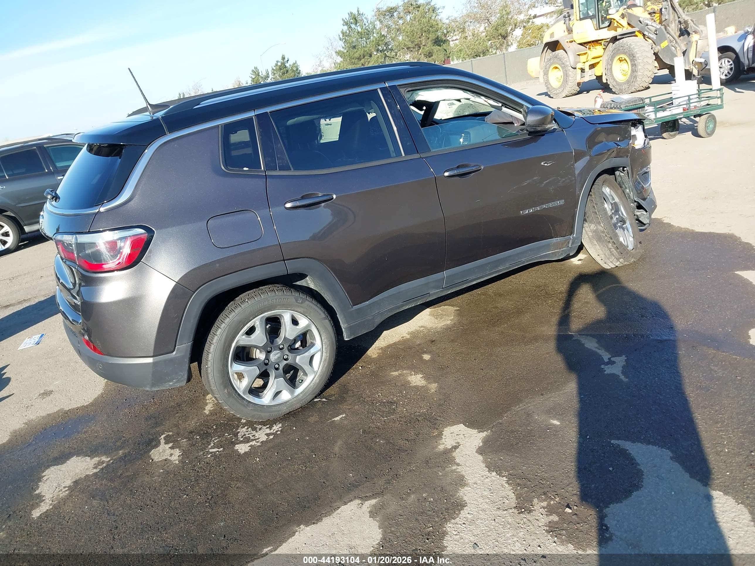 JEEP COMPASS image 4