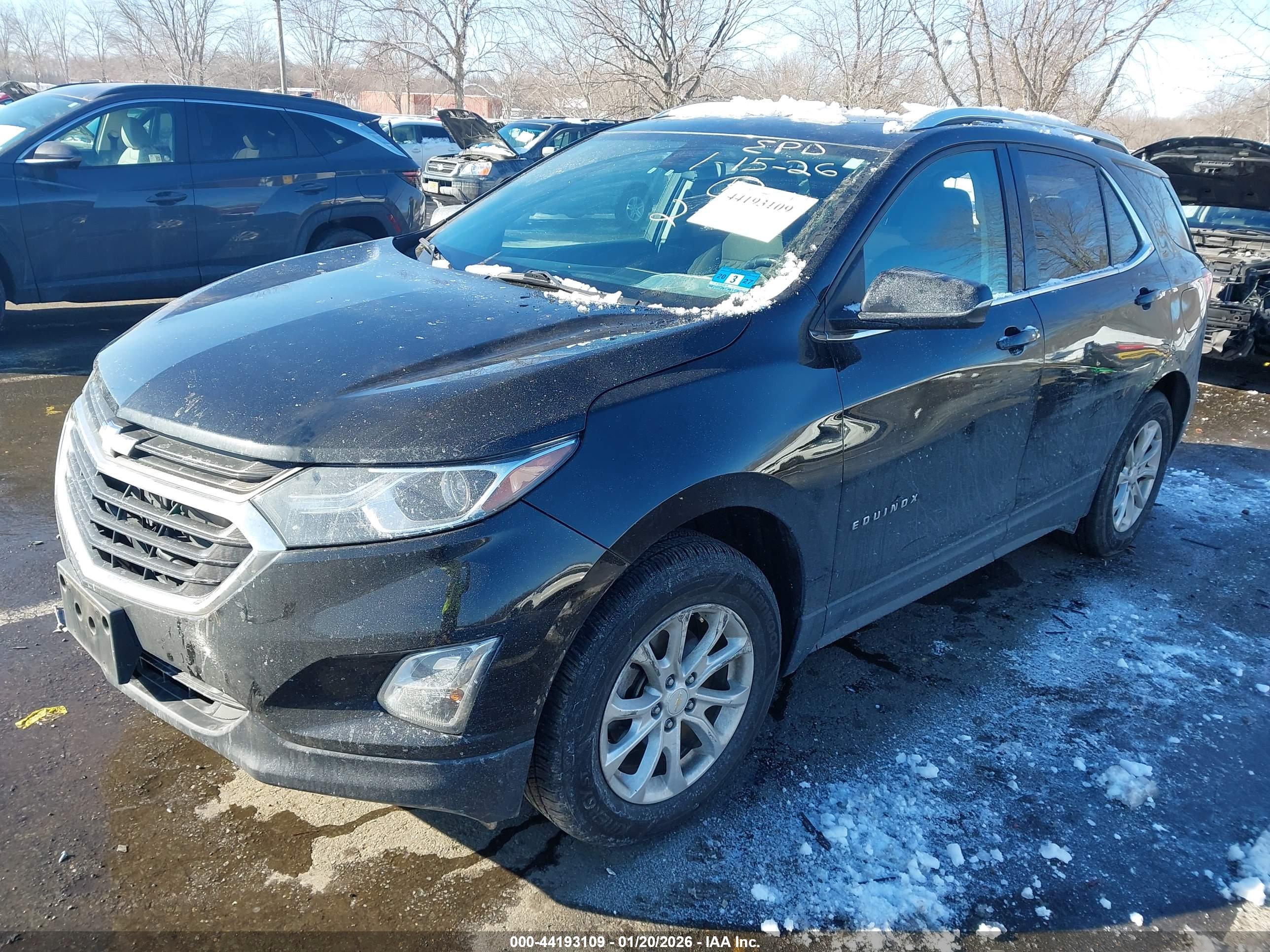 CHEVROLET EQUINOX image 2