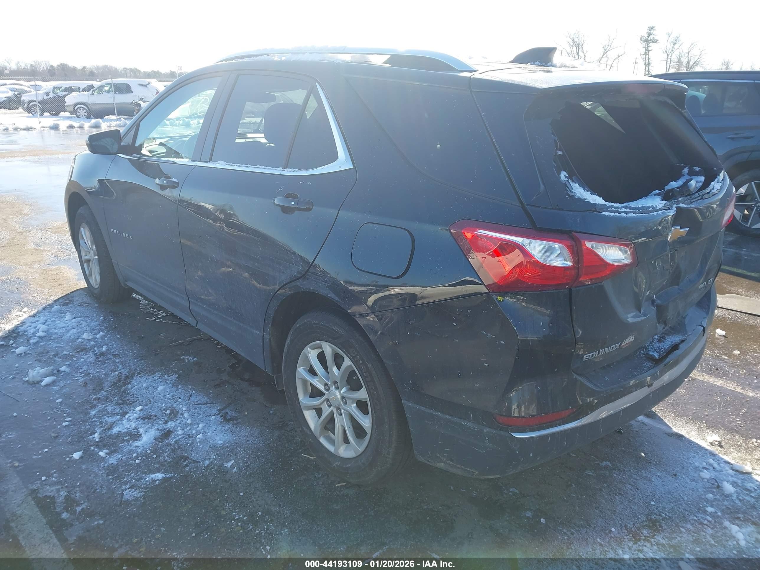 CHEVROLET EQUINOX image 3