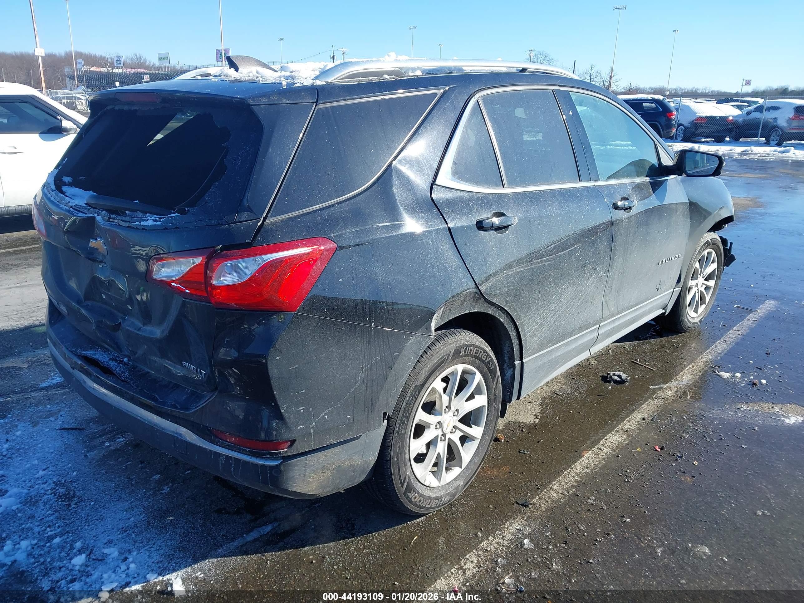 CHEVROLET EQUINOX image 4