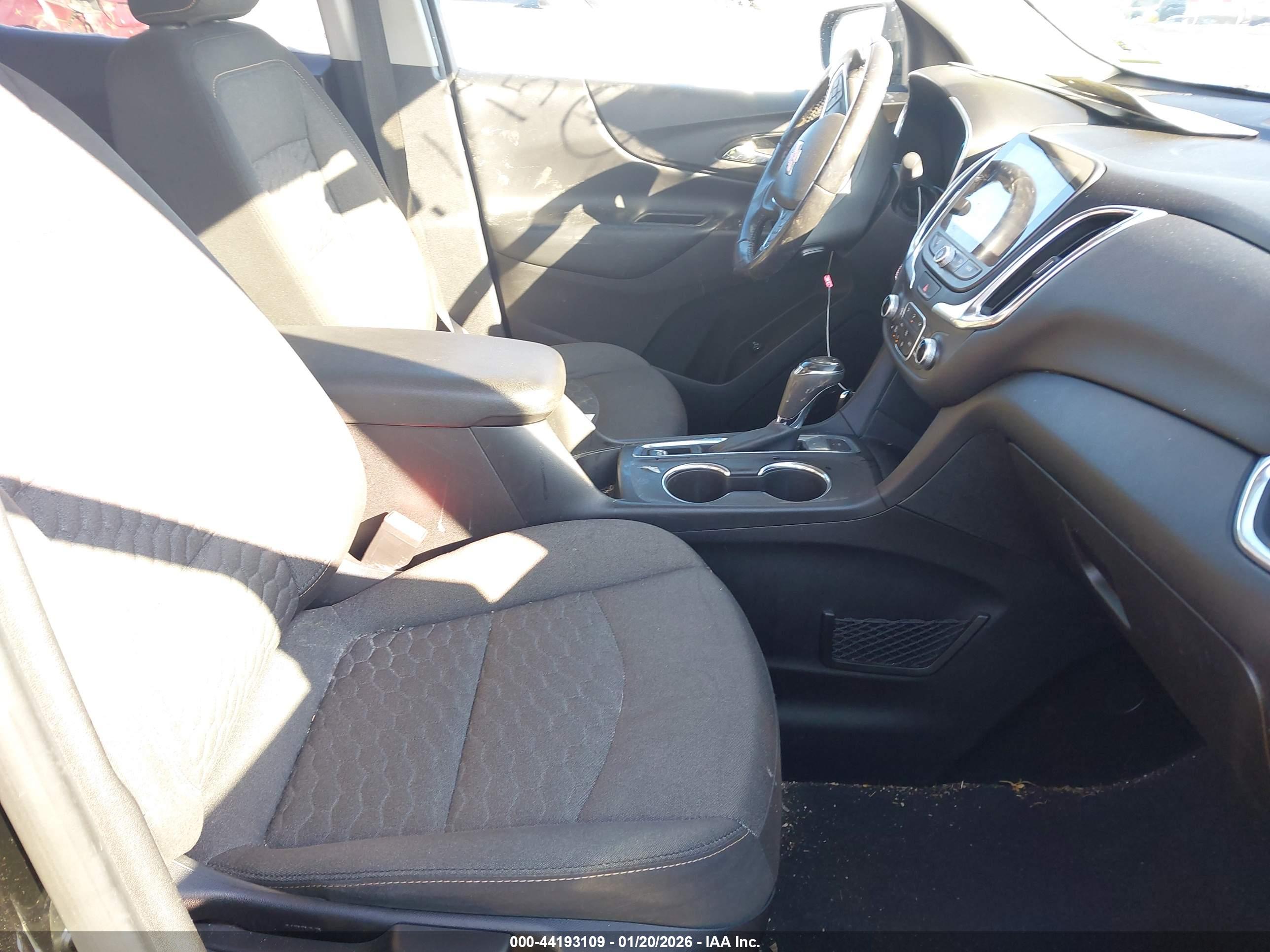 CHEVROLET EQUINOX image 5