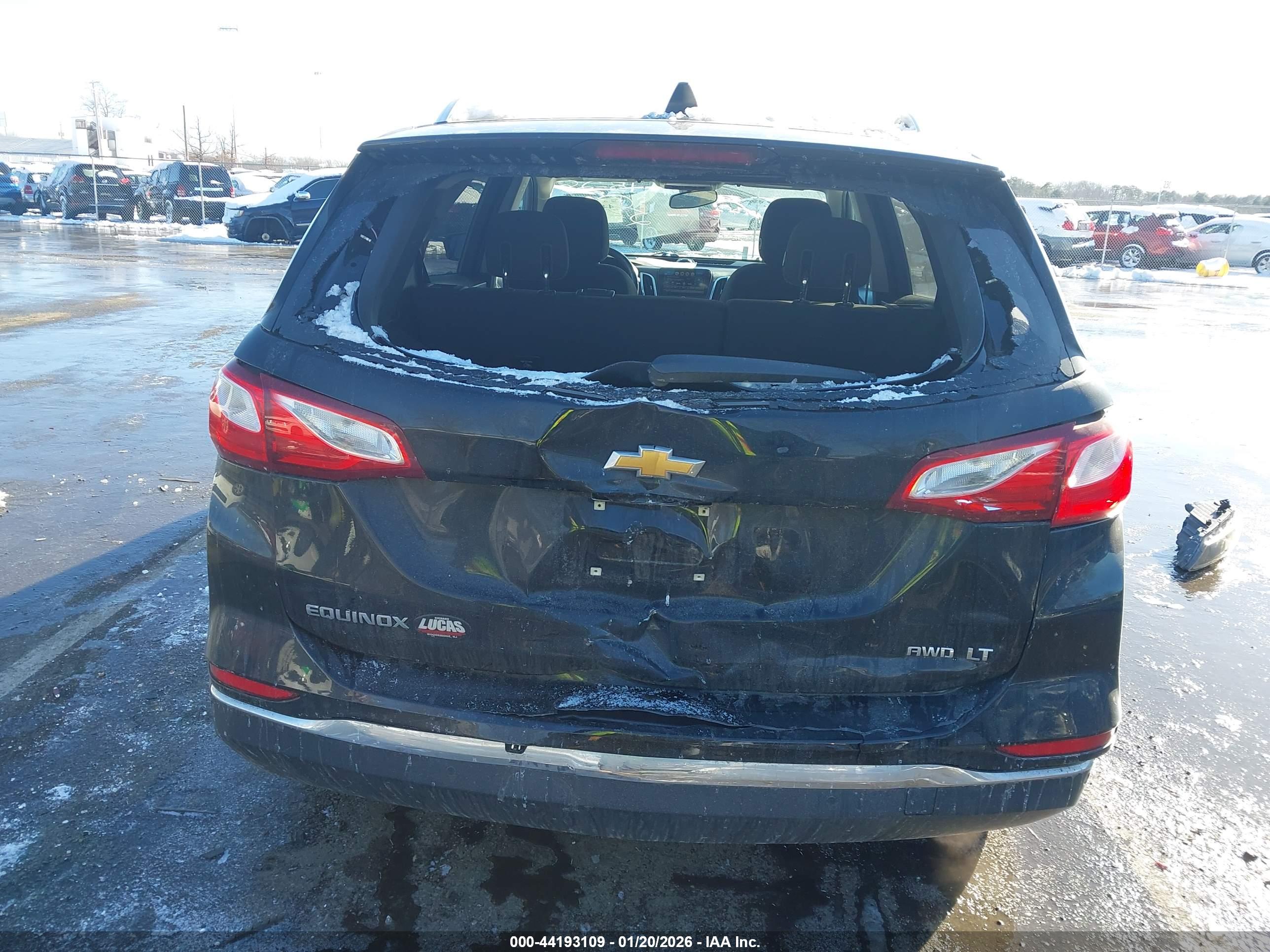 CHEVROLET EQUINOX image 6