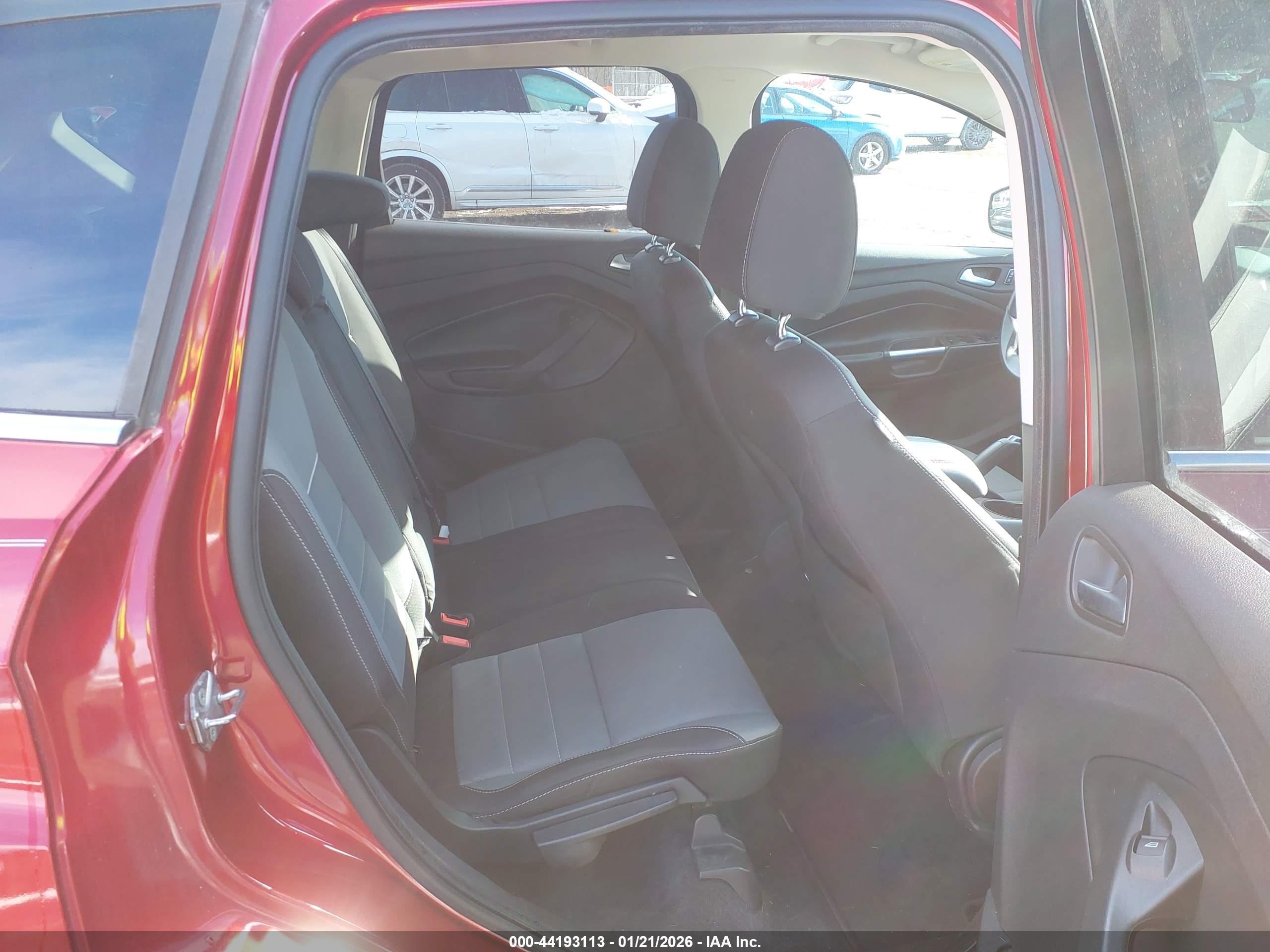 FORD ESCAPE image 8