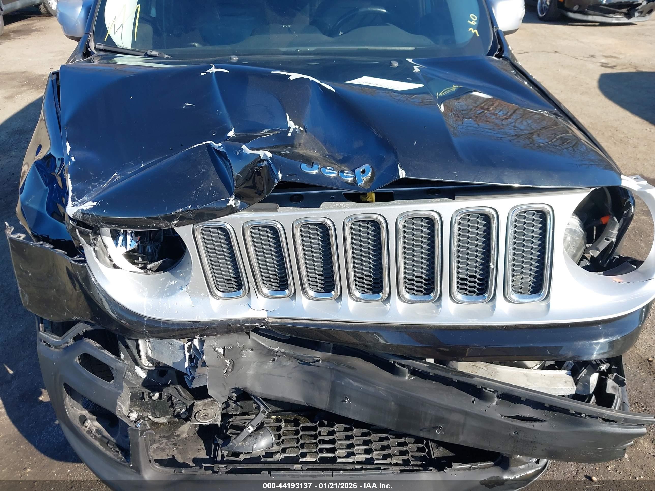 JEEP RENEGADE image 10