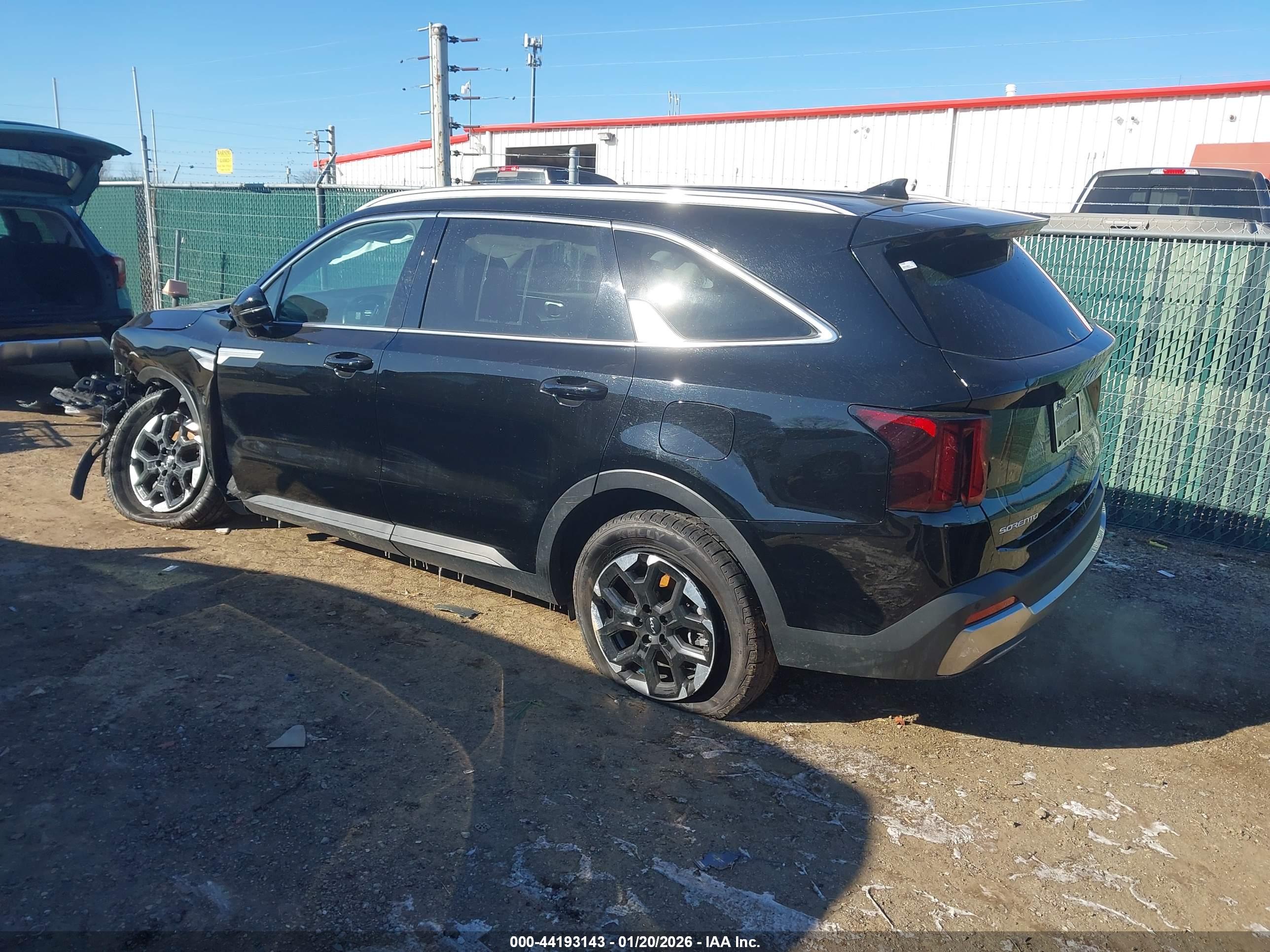 KIA SORENTO image 3