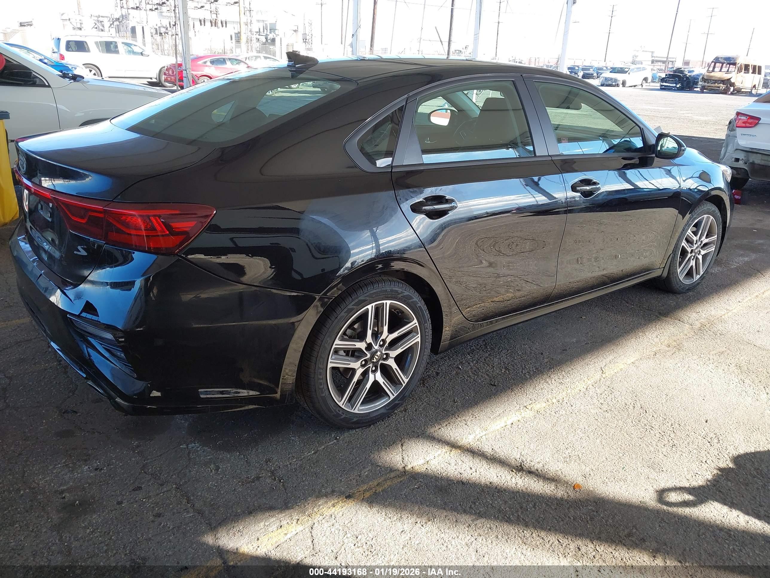 KIA FORTE image 4