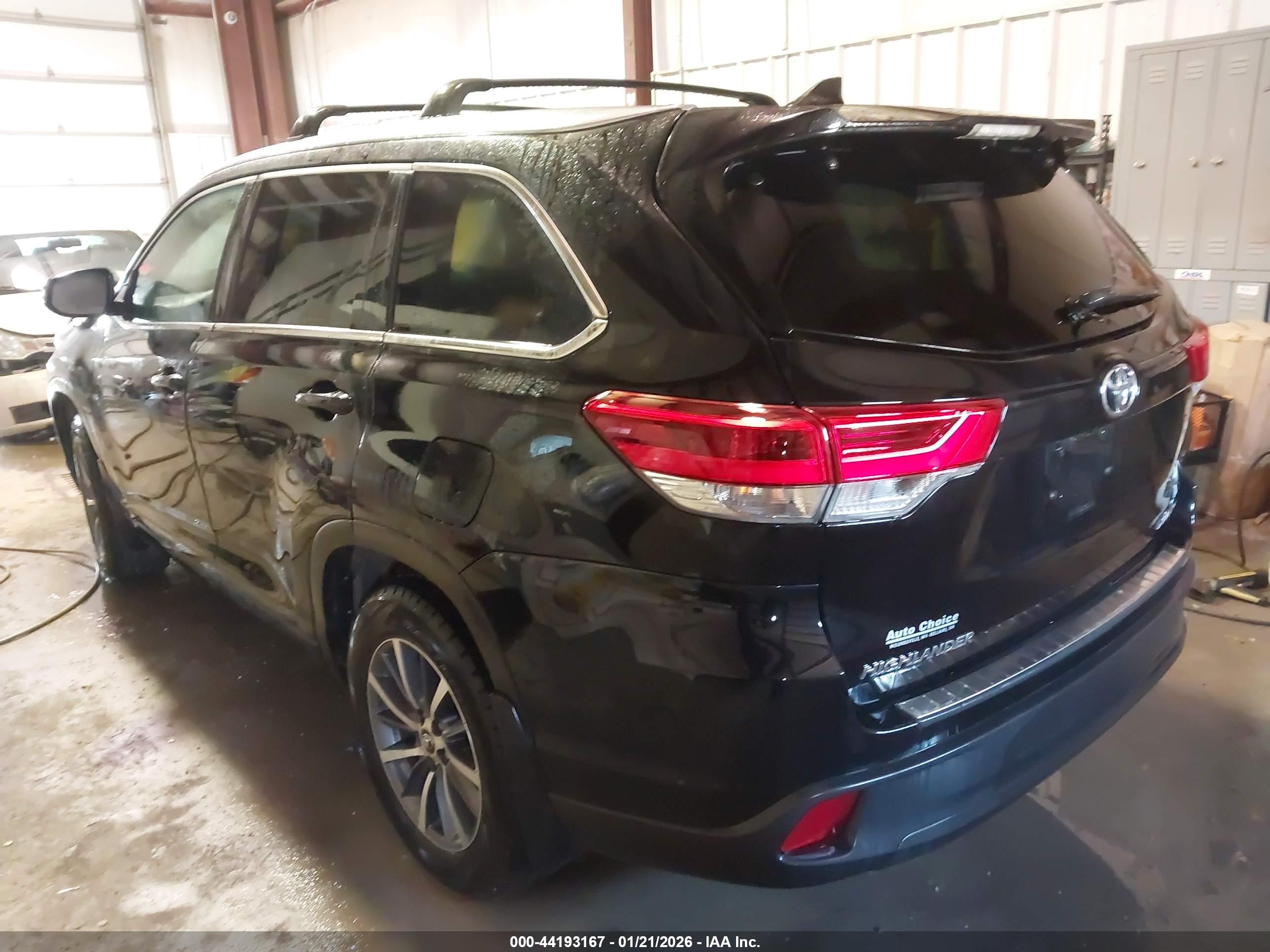 TOYOTA HIGHLANDER image 3