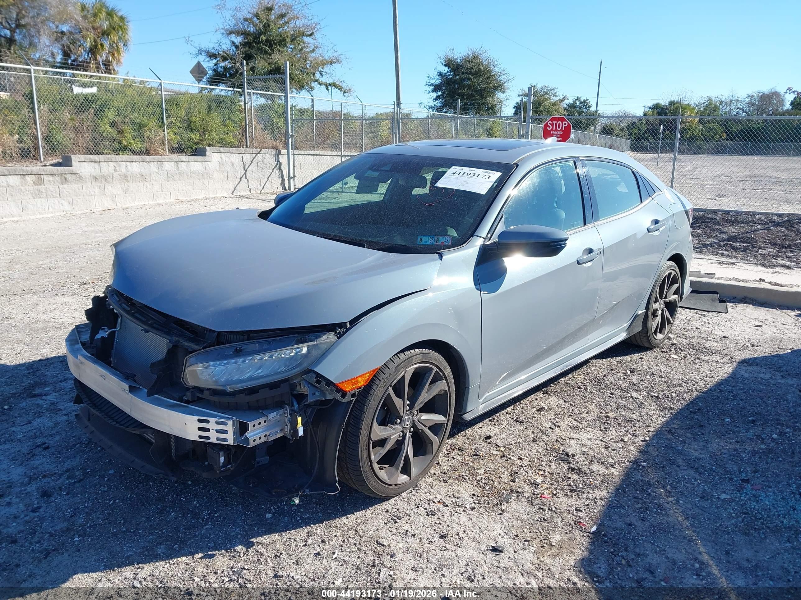 HONDA CIVIC image 2