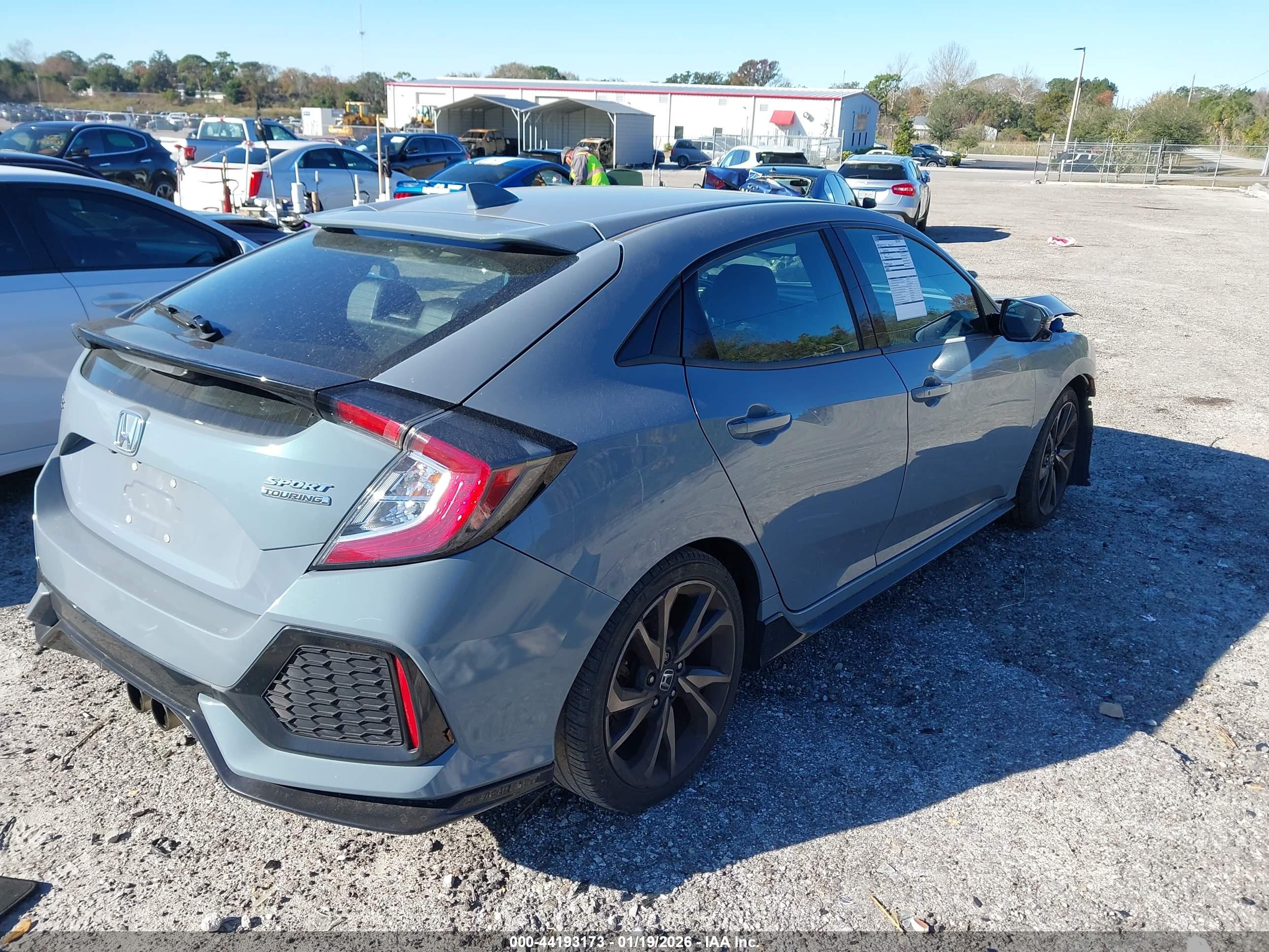 HONDA CIVIC image 4