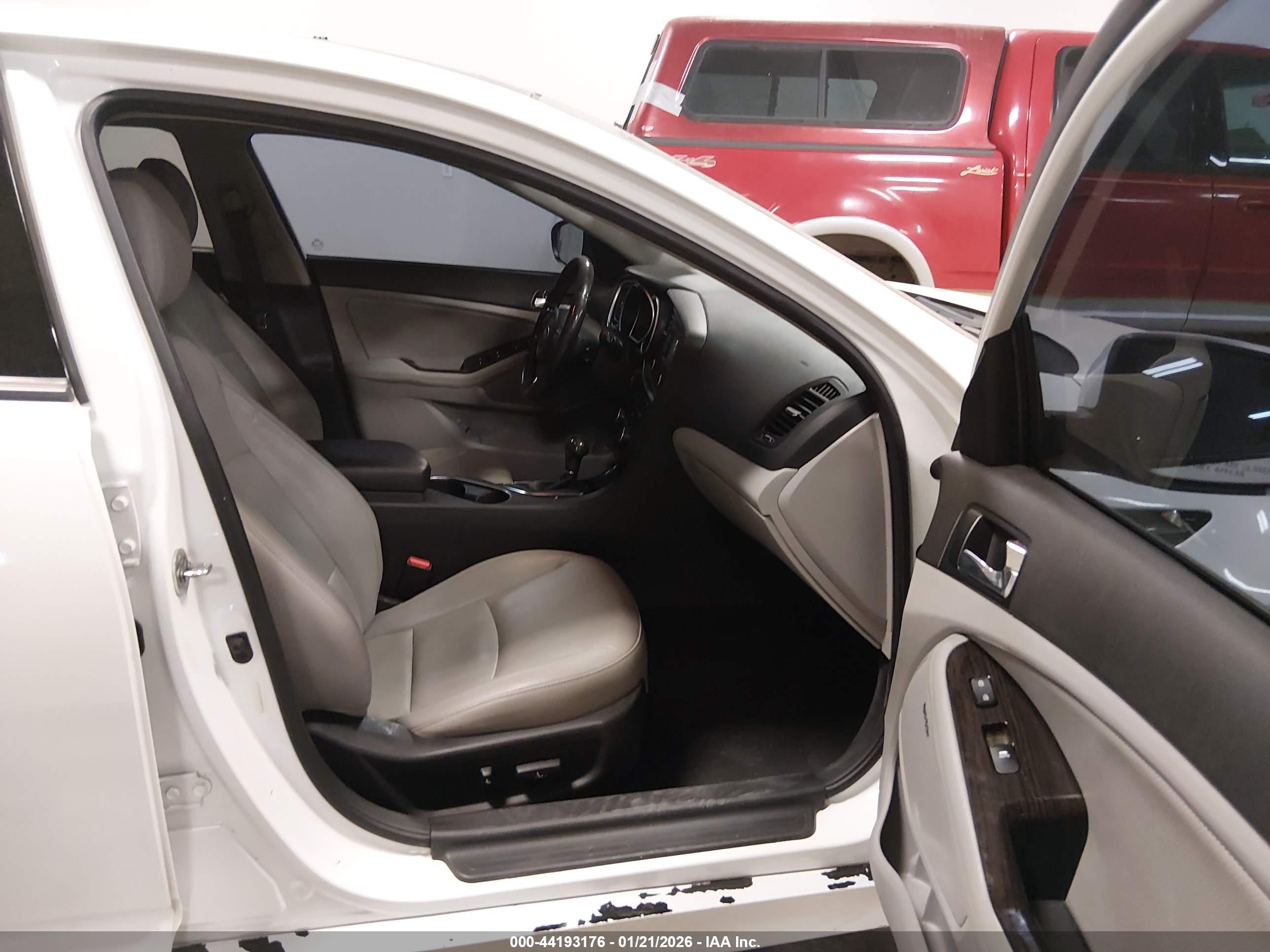 KIA OPTIMA image 5