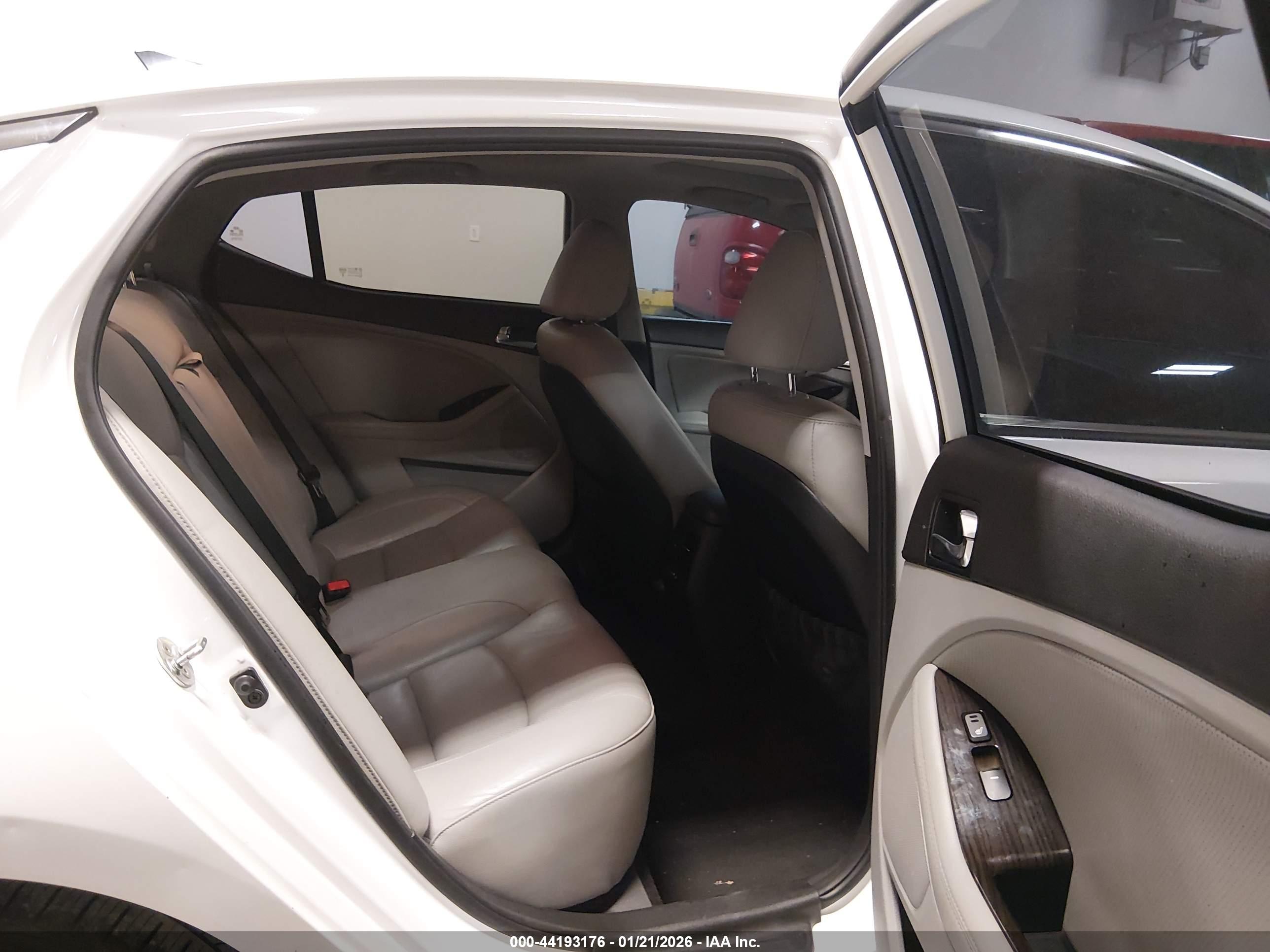 KIA OPTIMA image 8
