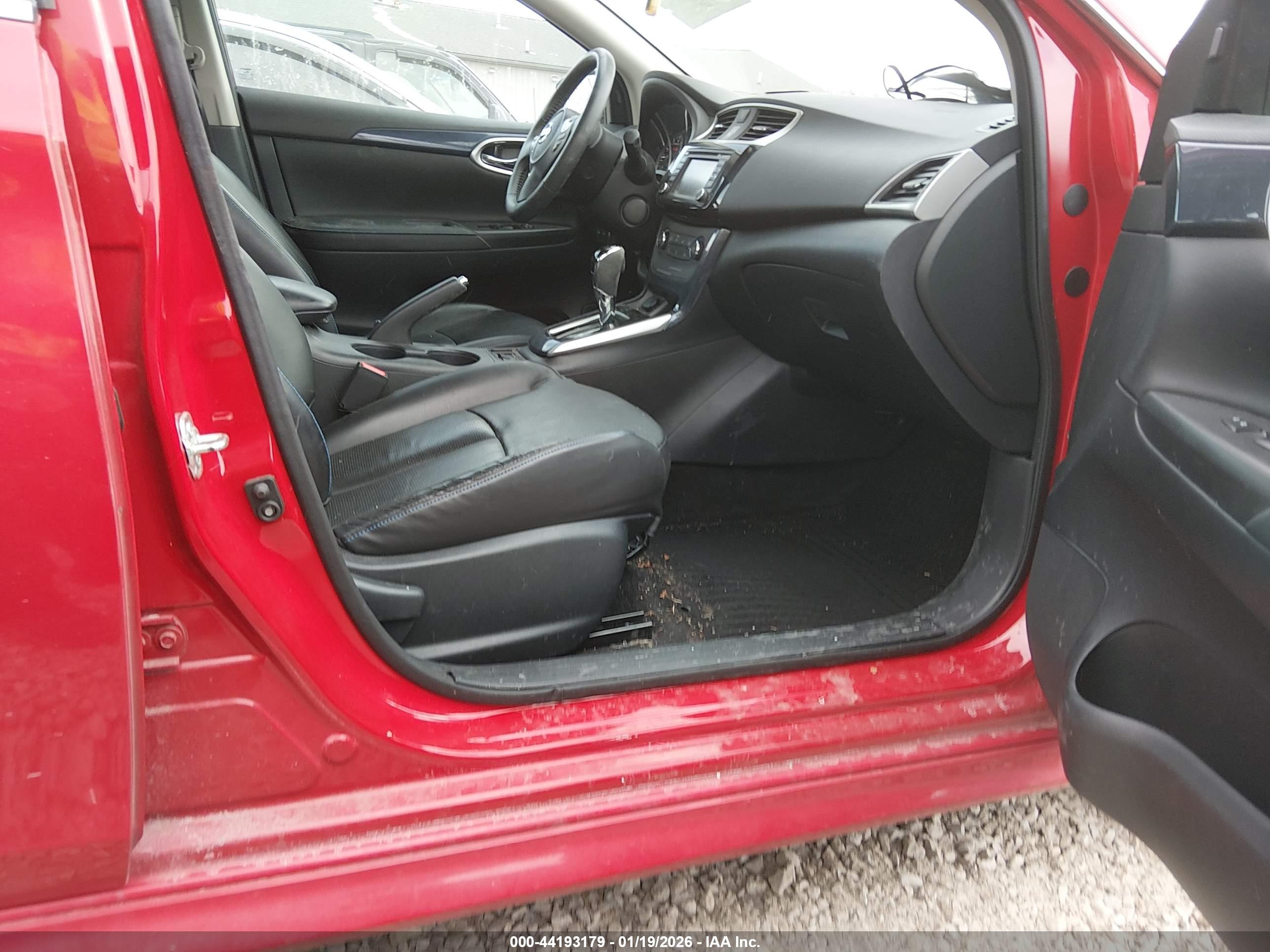 NISSAN SENTRA image 5