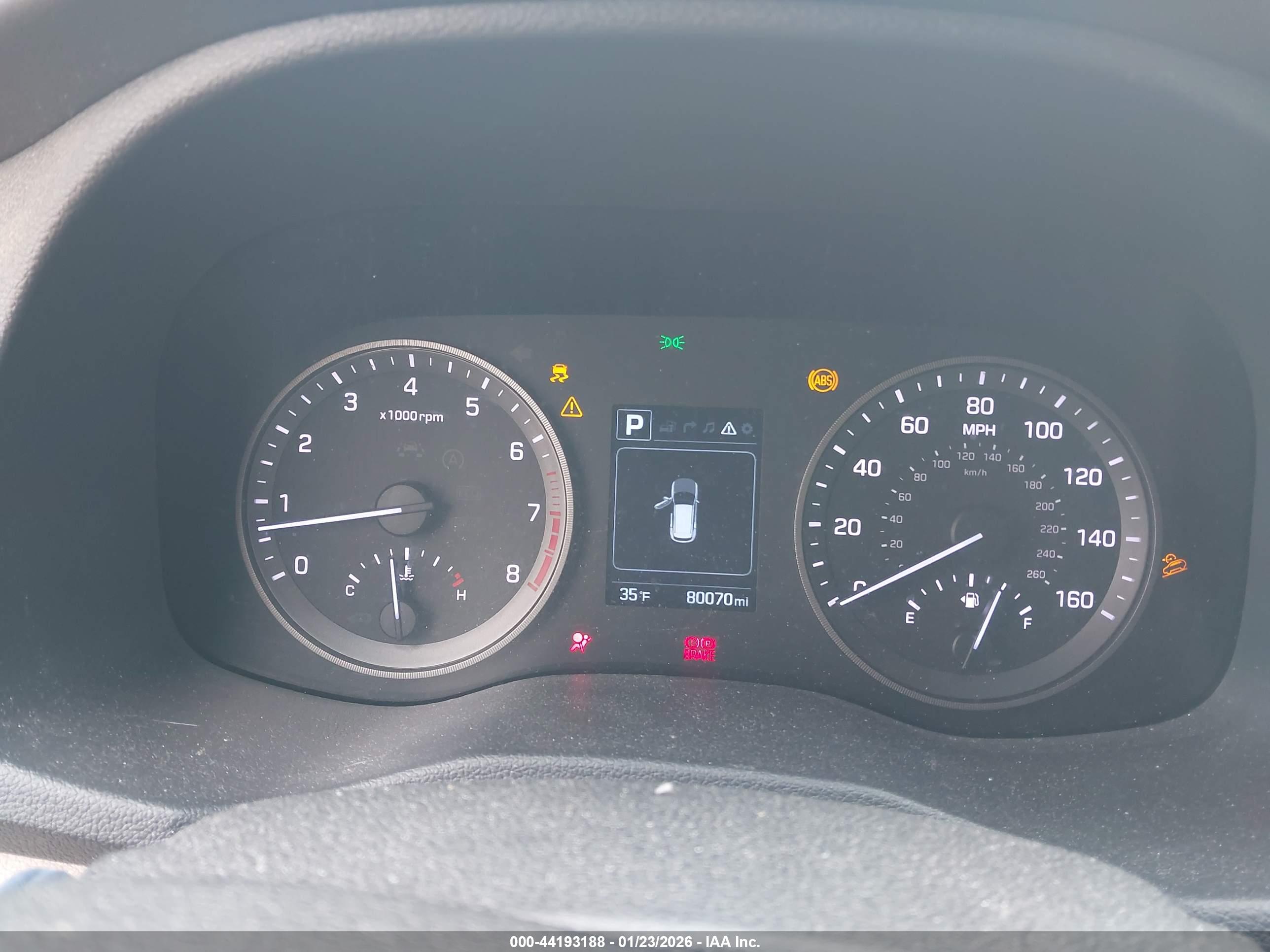 HYUNDAI TUCSON image 7