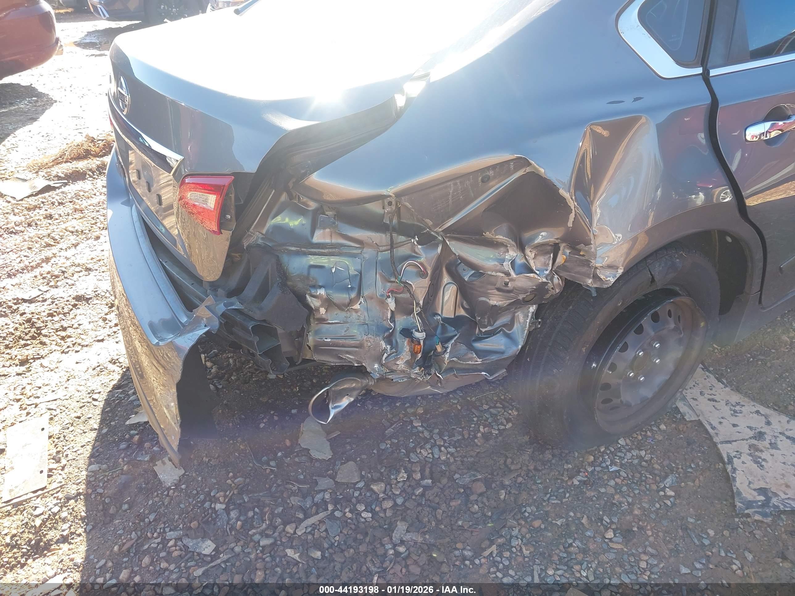 NISSAN ALTIMA image 6