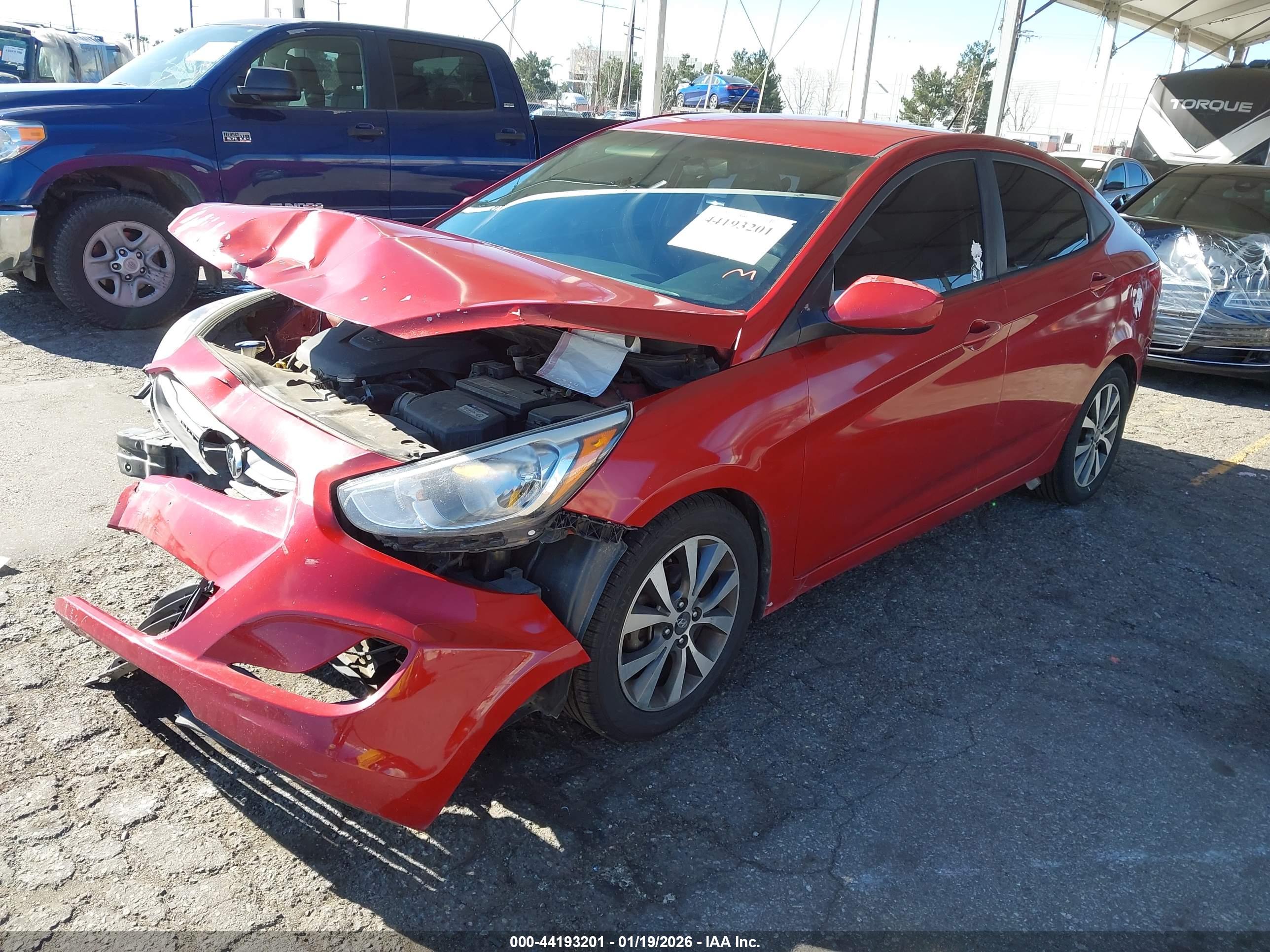 HYUNDAI ACCENT image 2