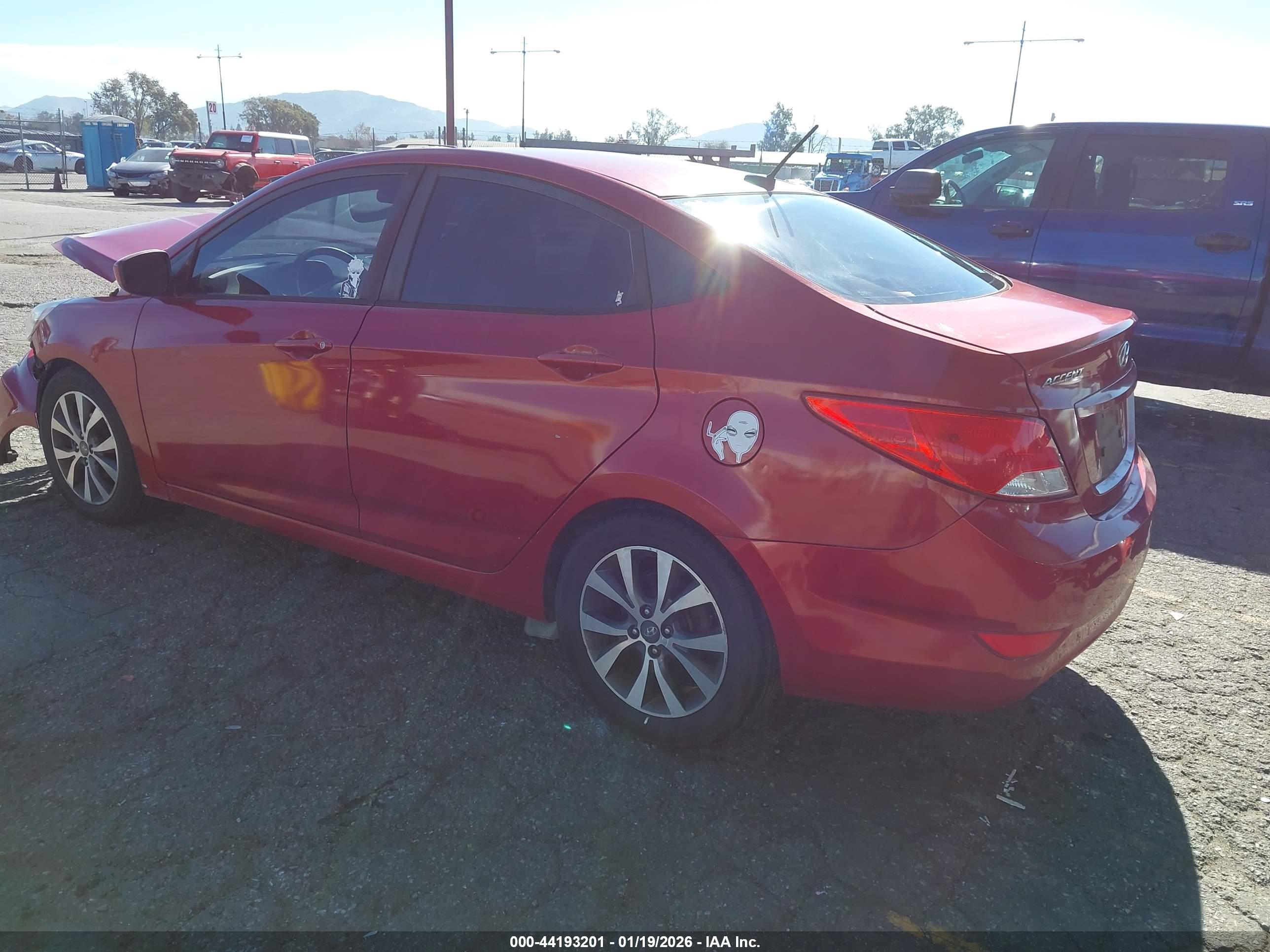 HYUNDAI ACCENT image 3