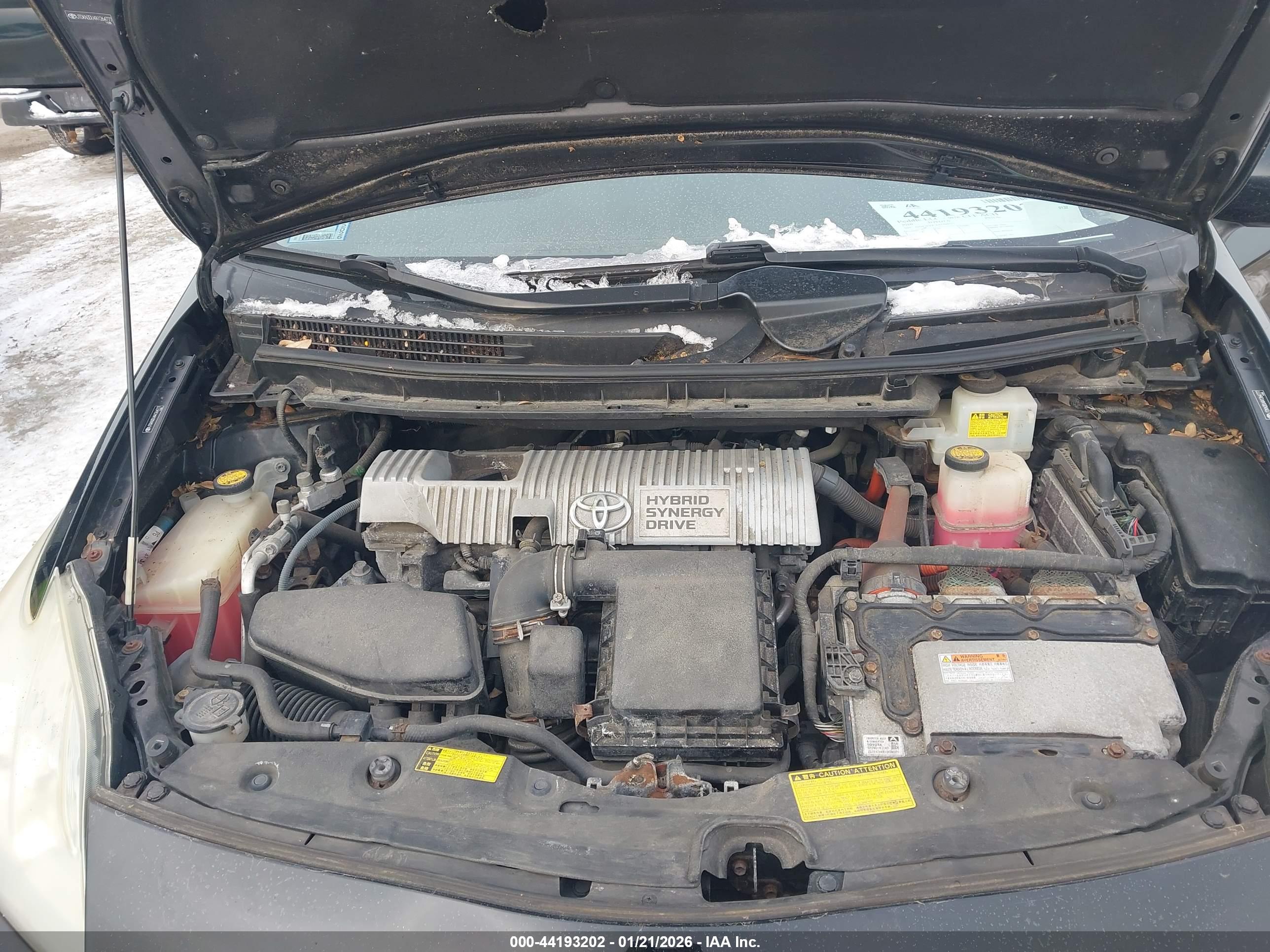 TOYOTA PRIUS image 10