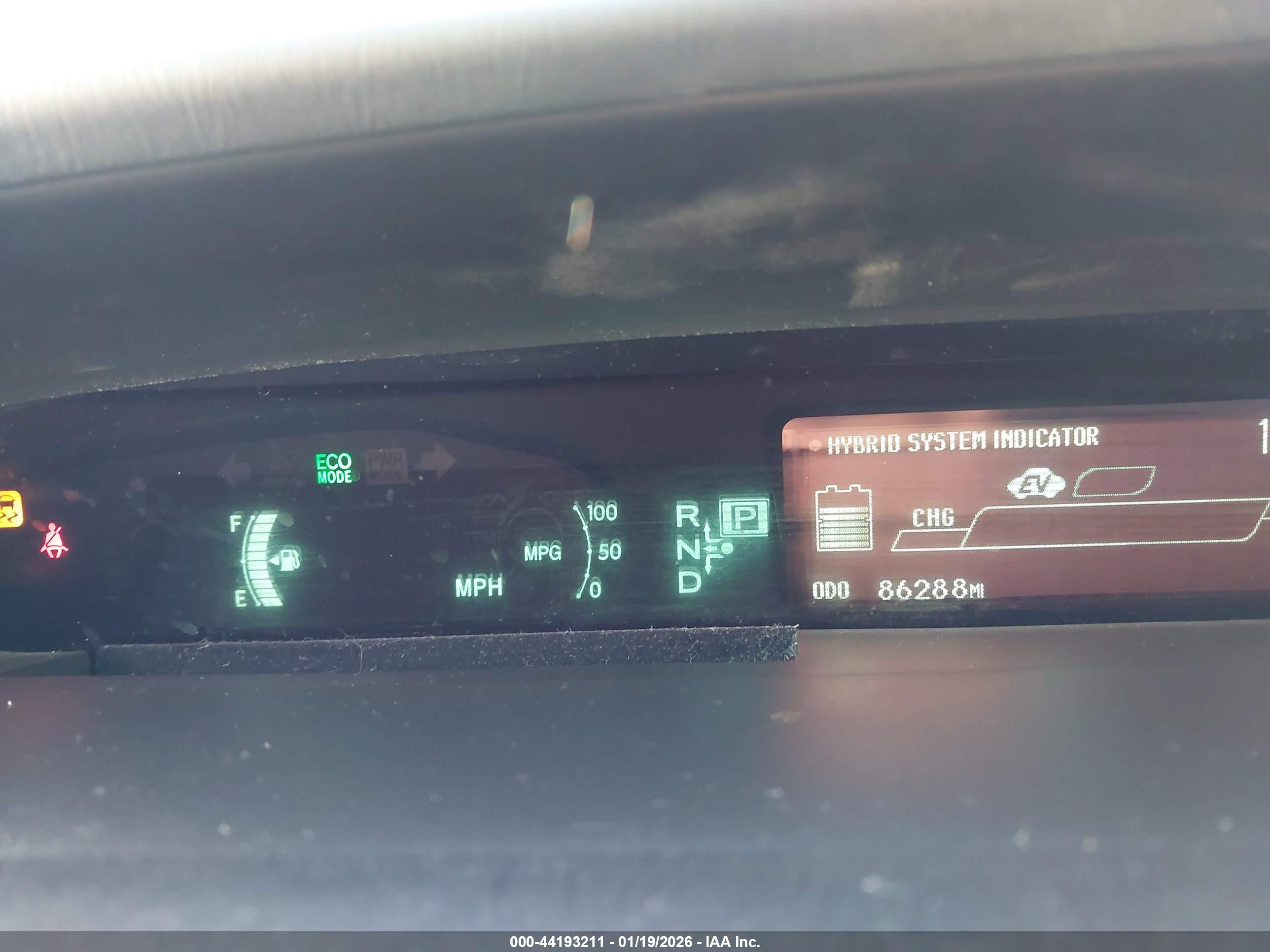 TOYOTA PRIUS image 7