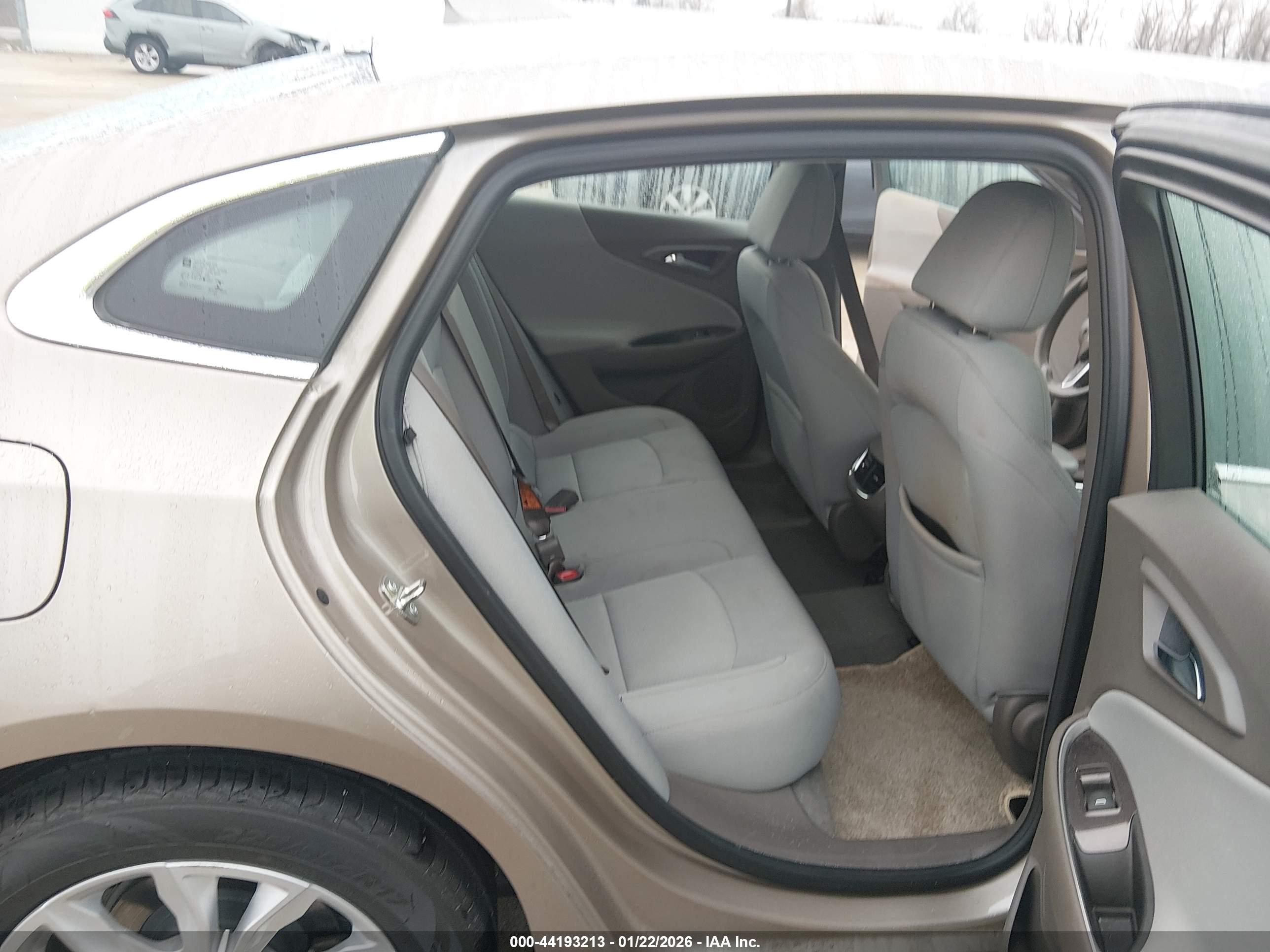 CHEVROLET MALIBU image 8