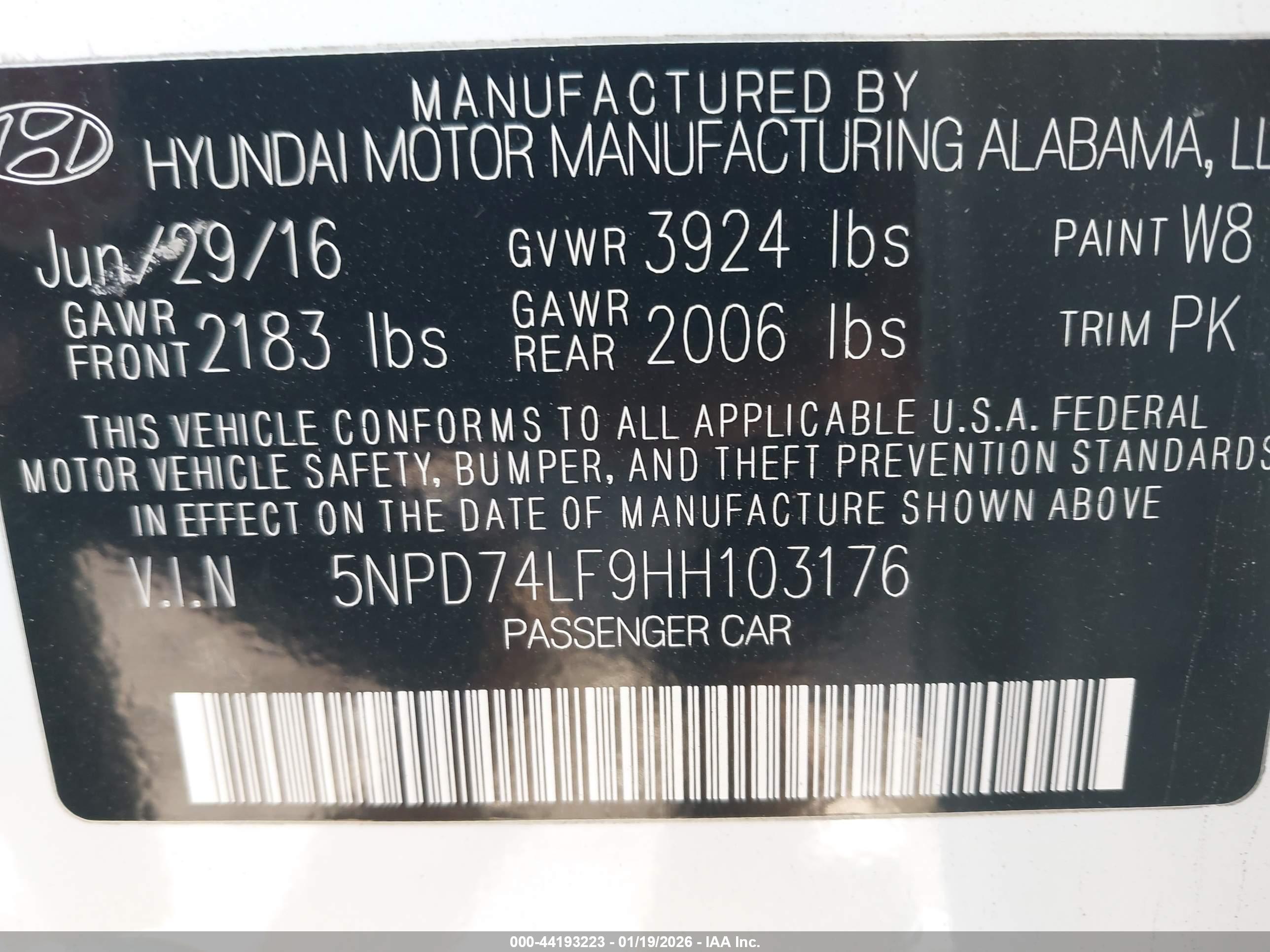 HYUNDAI ELANTRA image 9