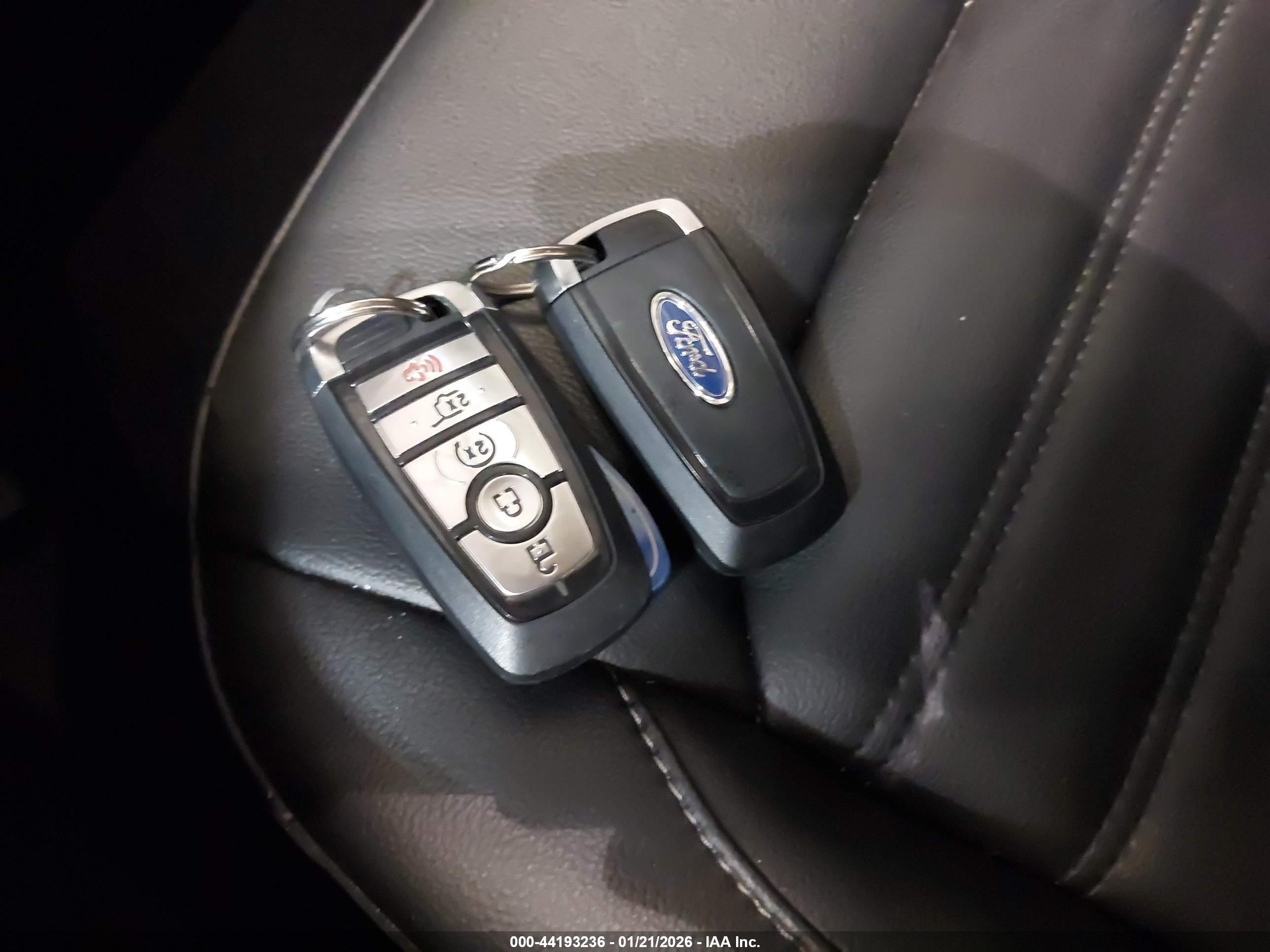 FORD EDGE image 11