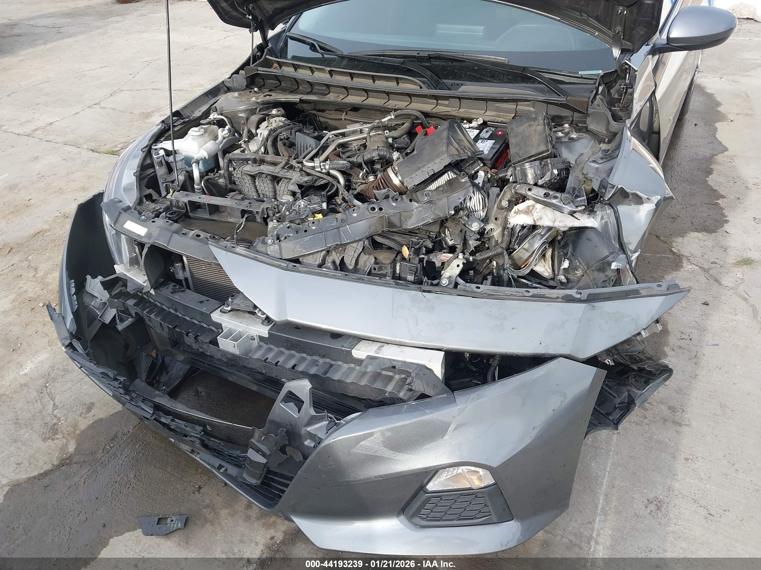 NISSAN ALTIMA image 6