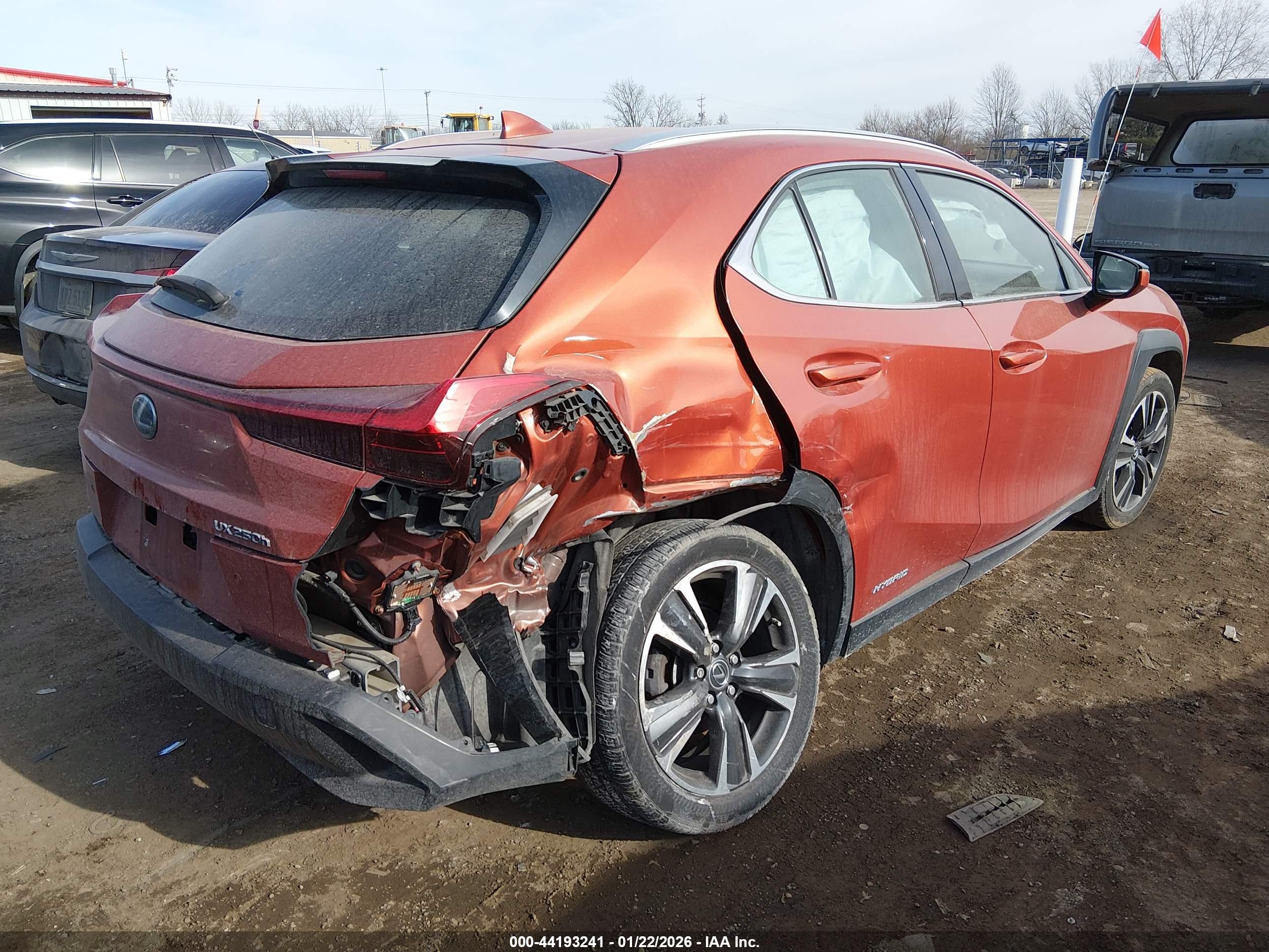 LEXUS UX image 4