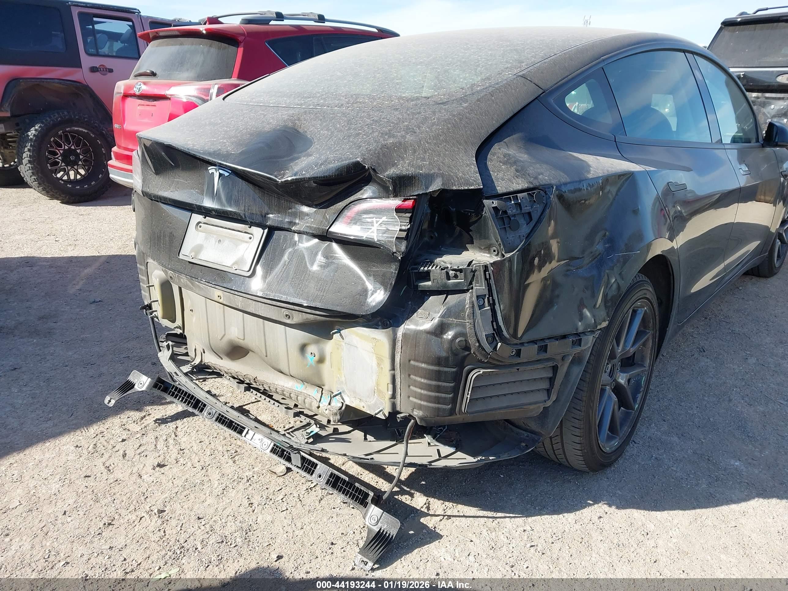 TESLA MODEL image 6