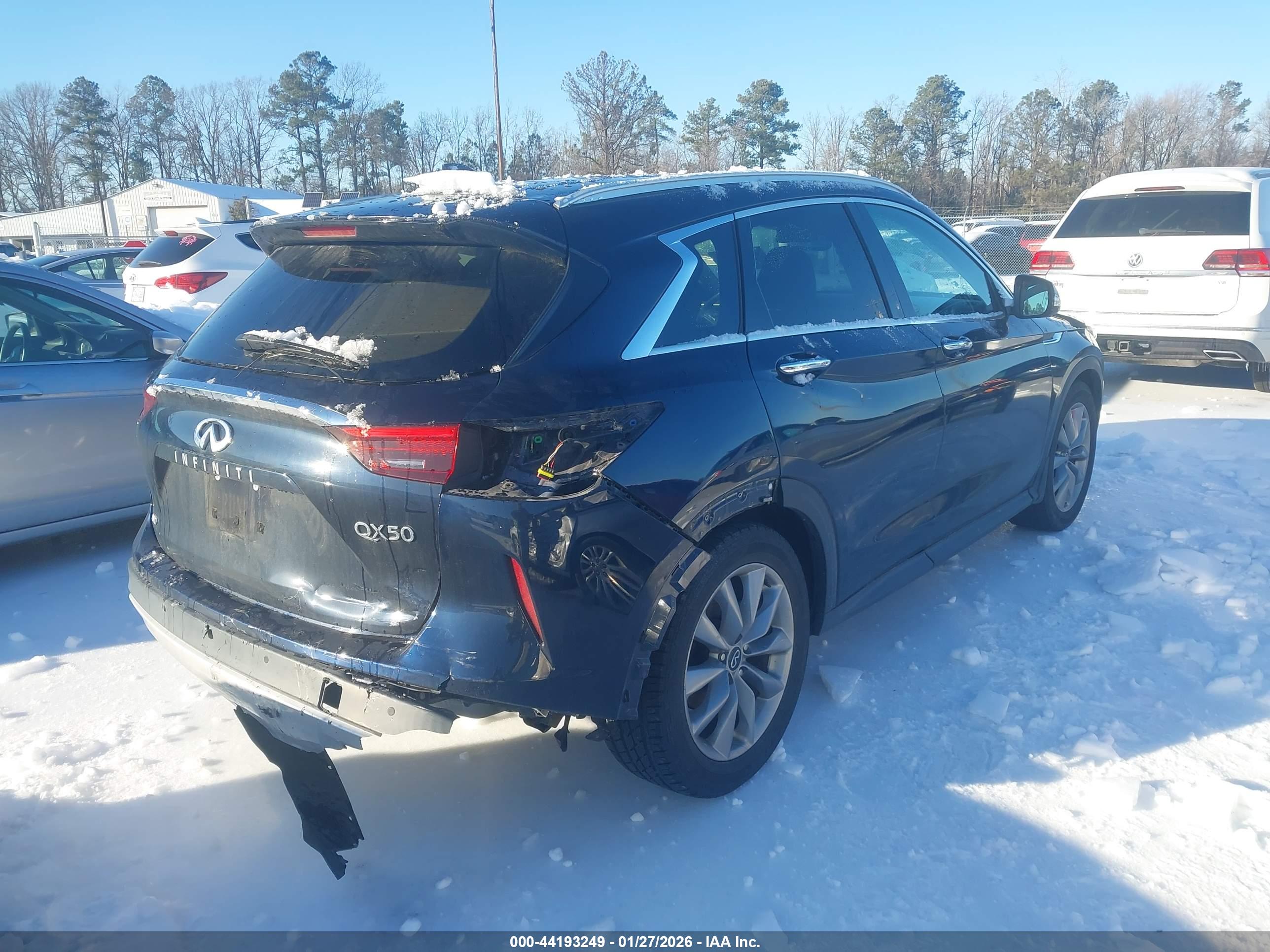 INFINITI QX50 image 4