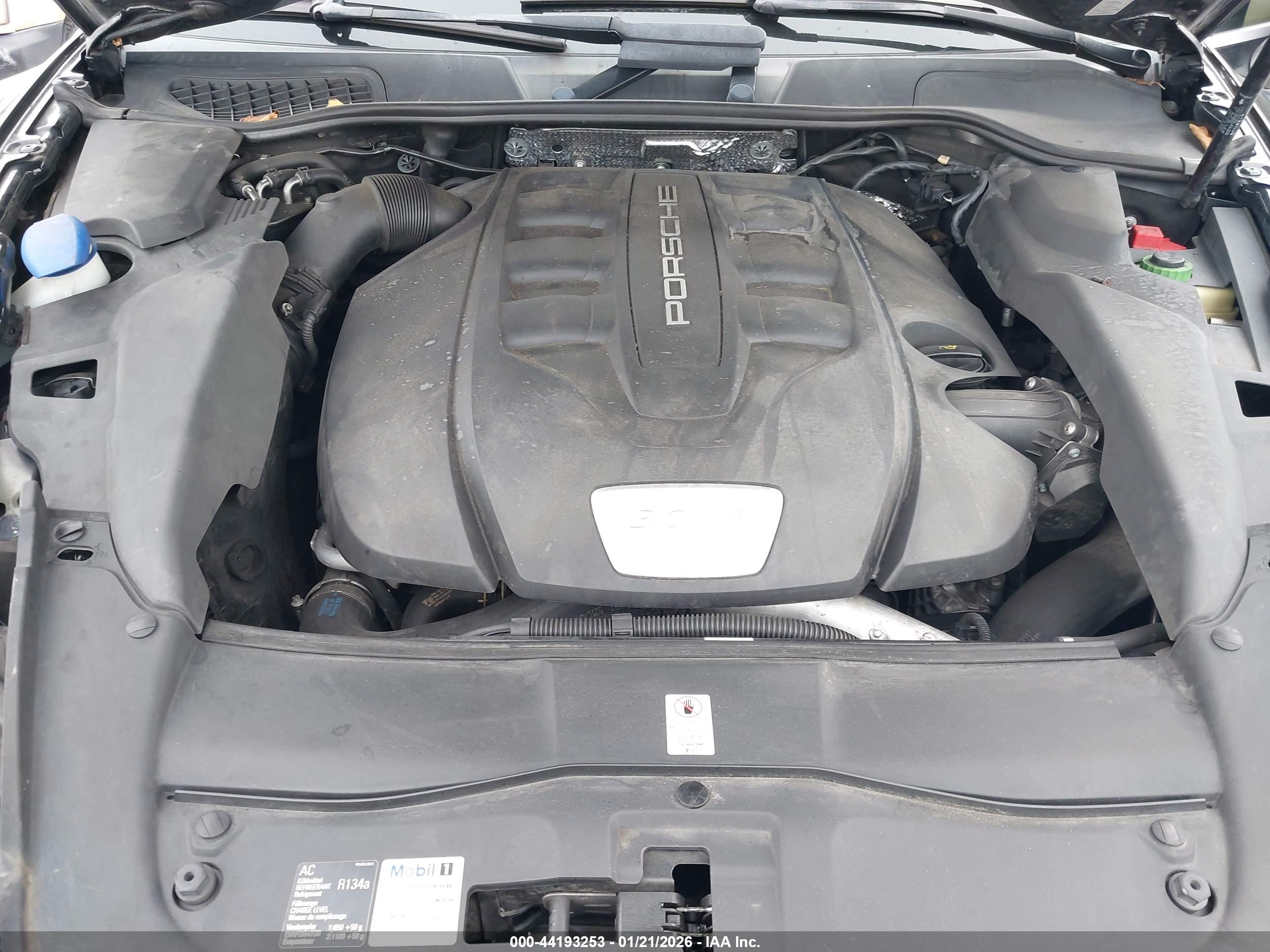PORSCHE CAYENNE image 10