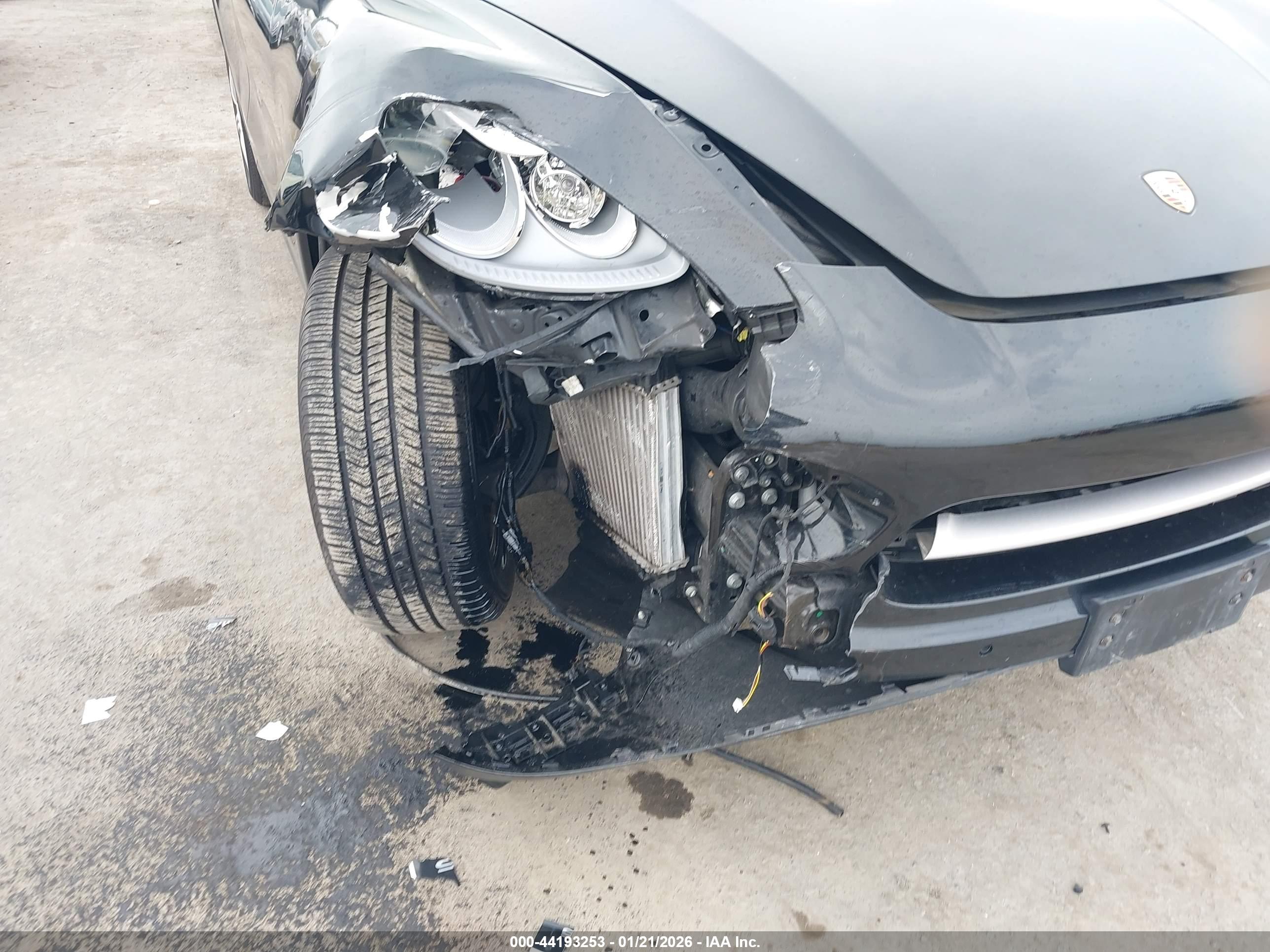 PORSCHE CAYENNE image 6
