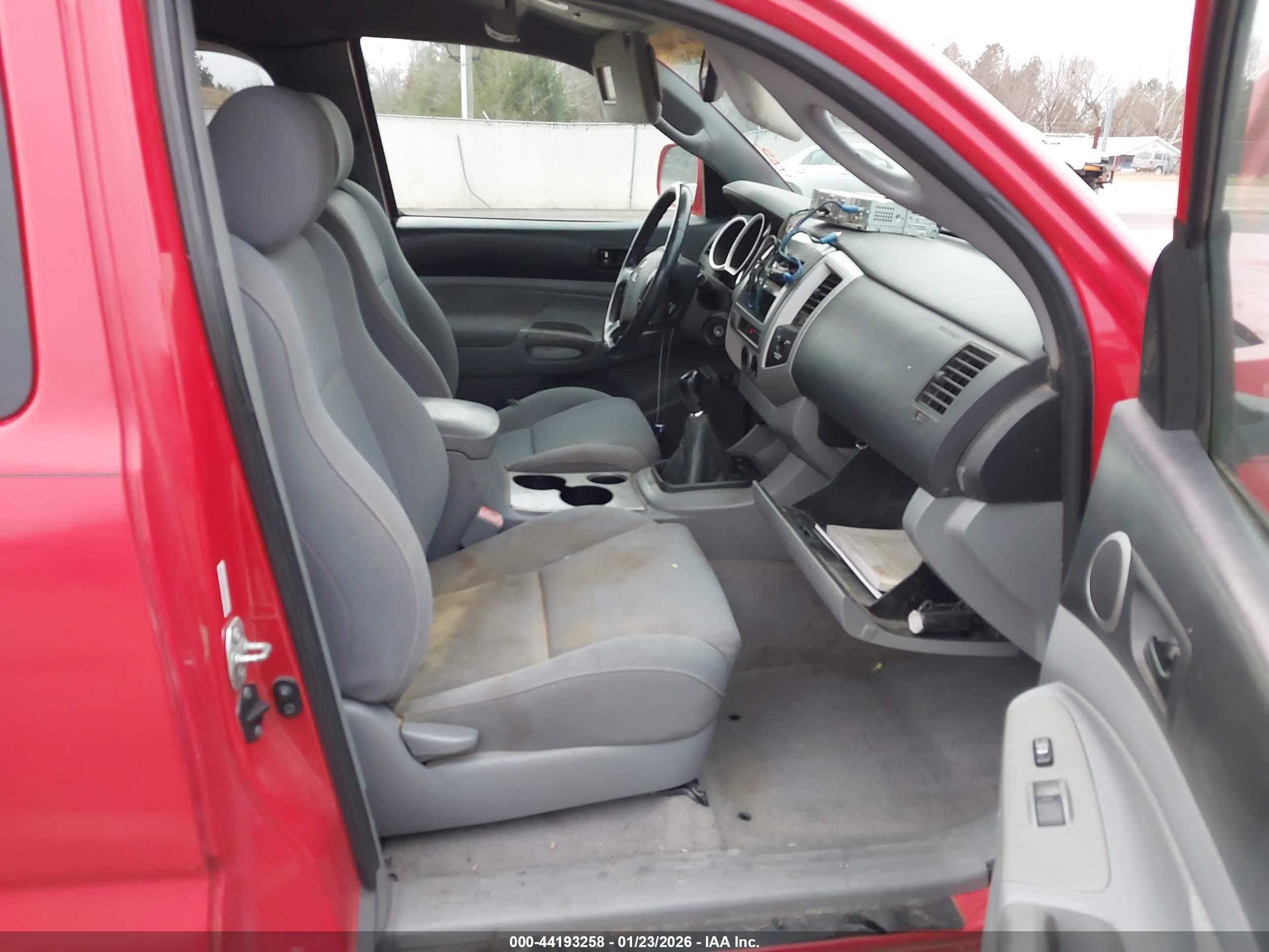 TOYOTA TACOMA image 5