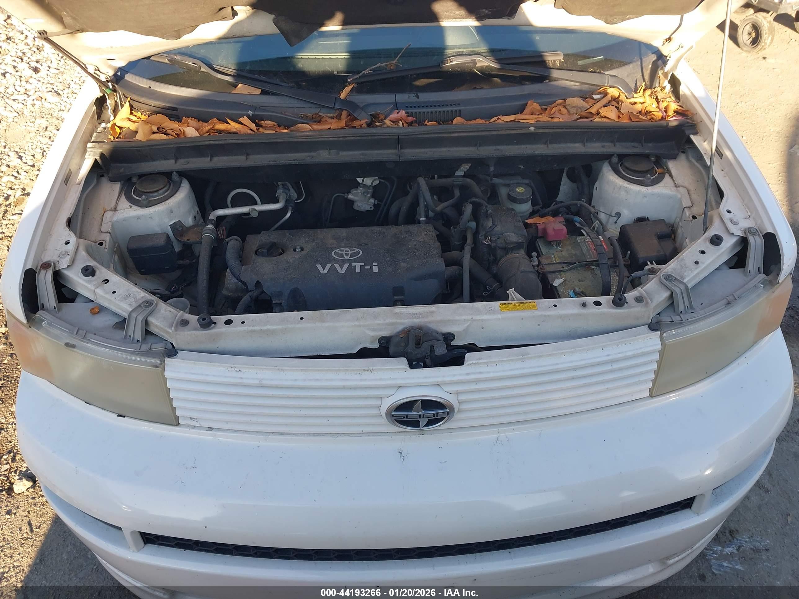 SCION XB image 10