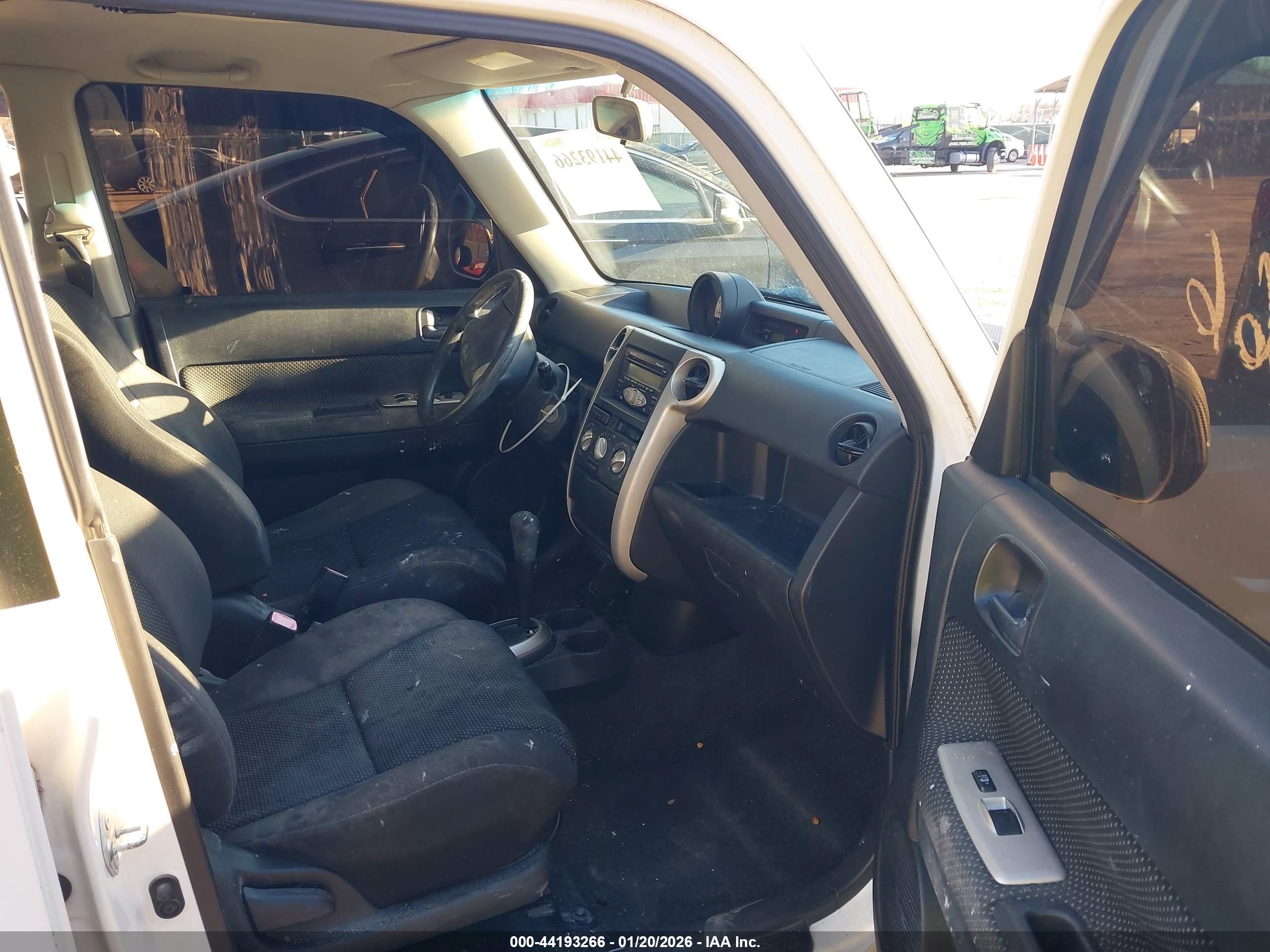SCION XB image 5