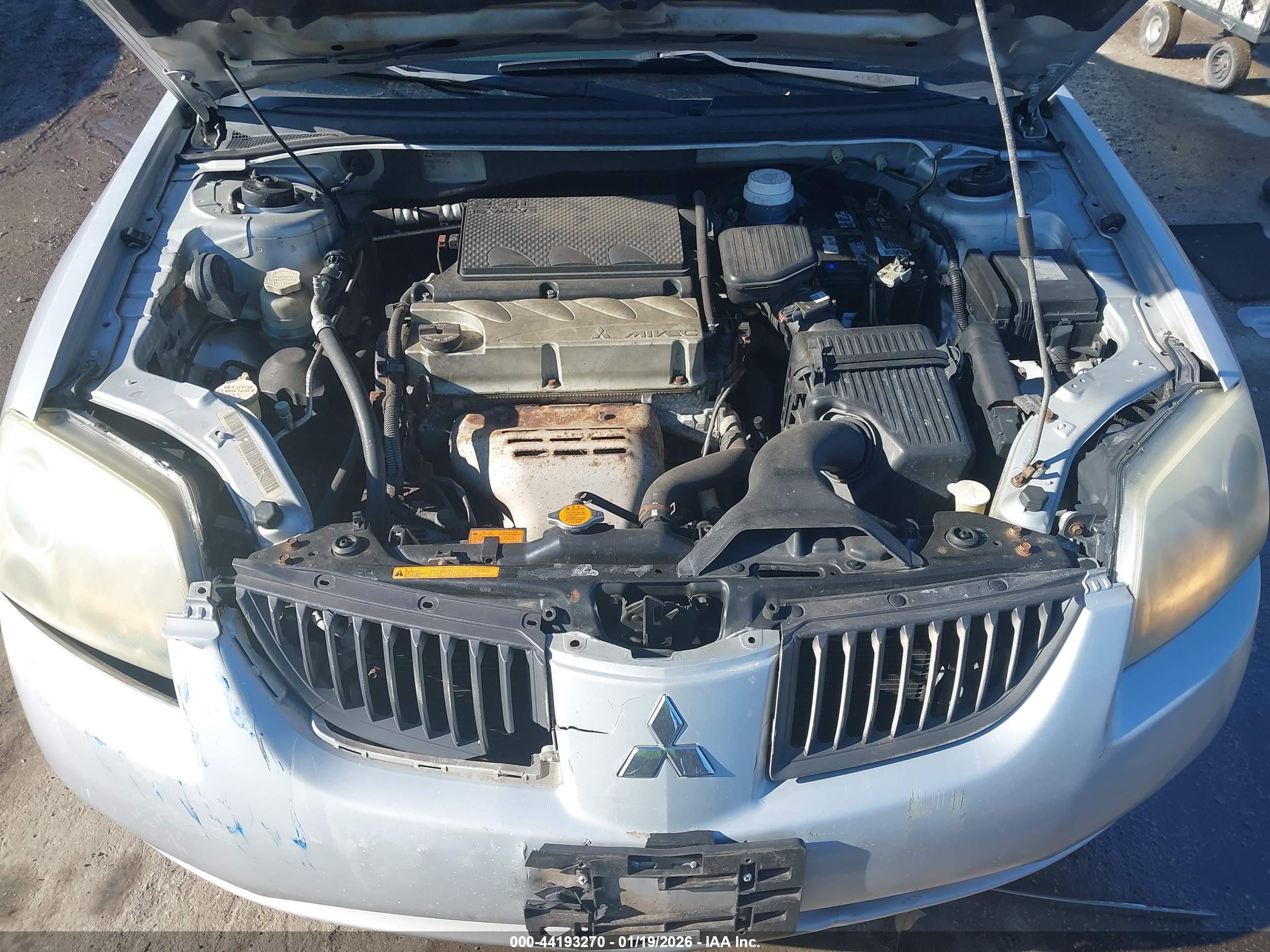 MITSUBISHI GALANT image 10
