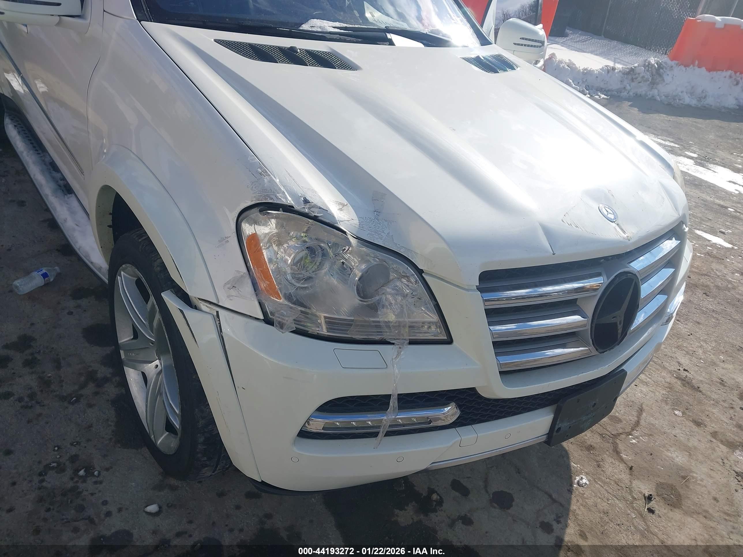 MERCEDES-BENZ GL image 6