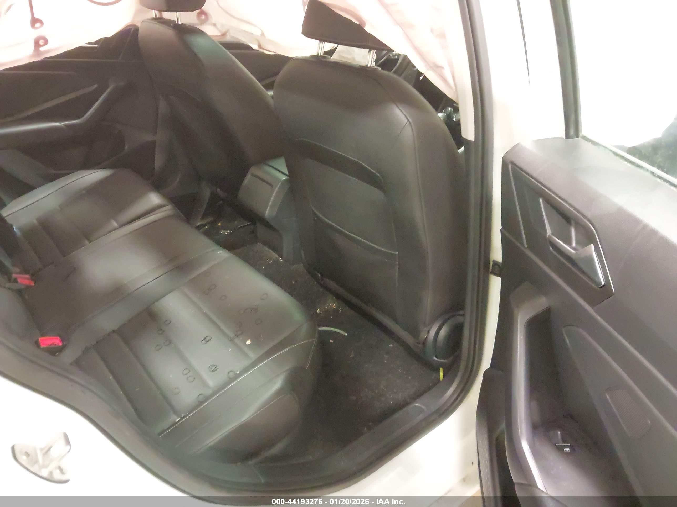 VOLKSWAGEN JETTA image 8