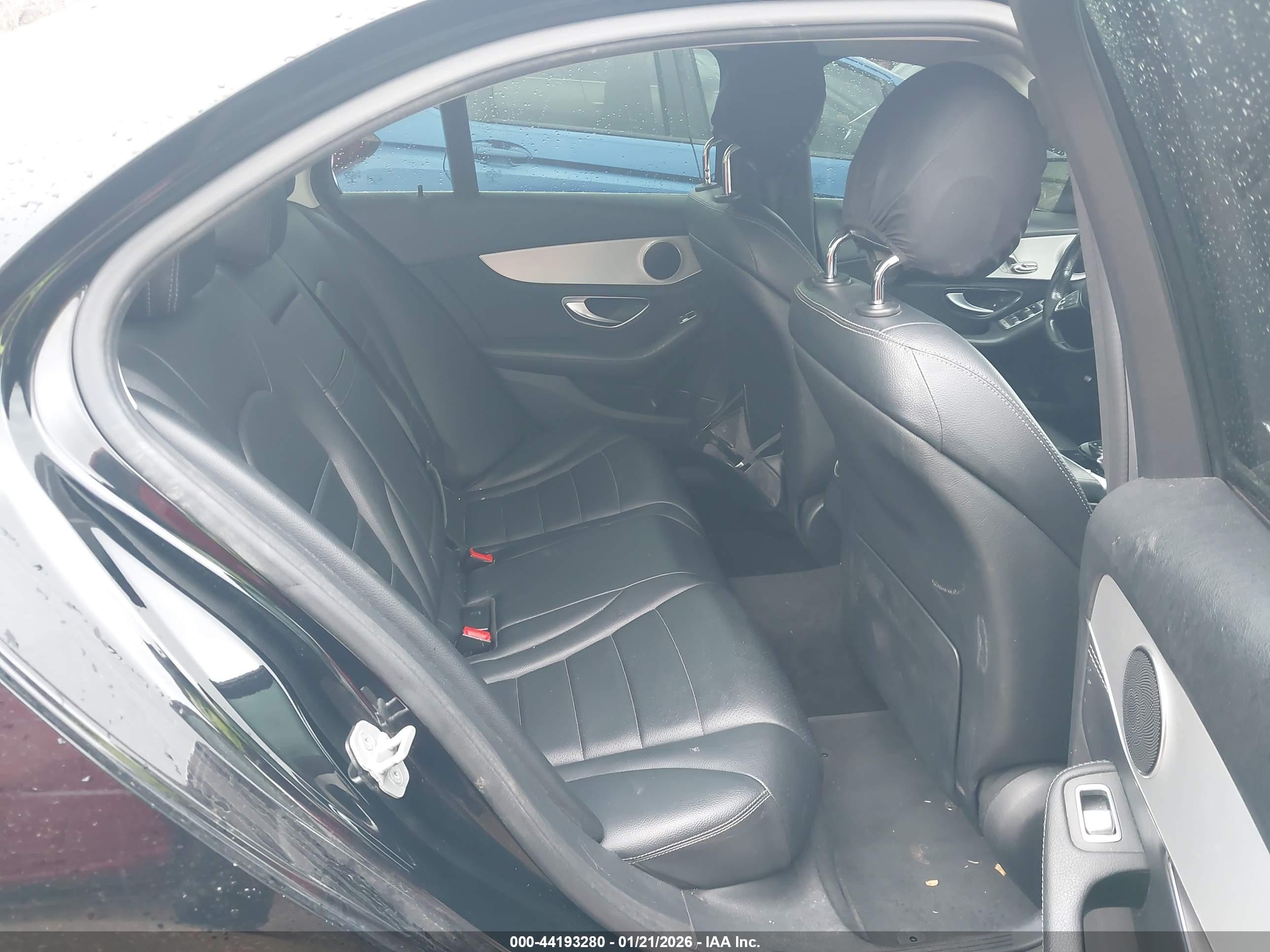 MERCEDES-BENZ C image 8