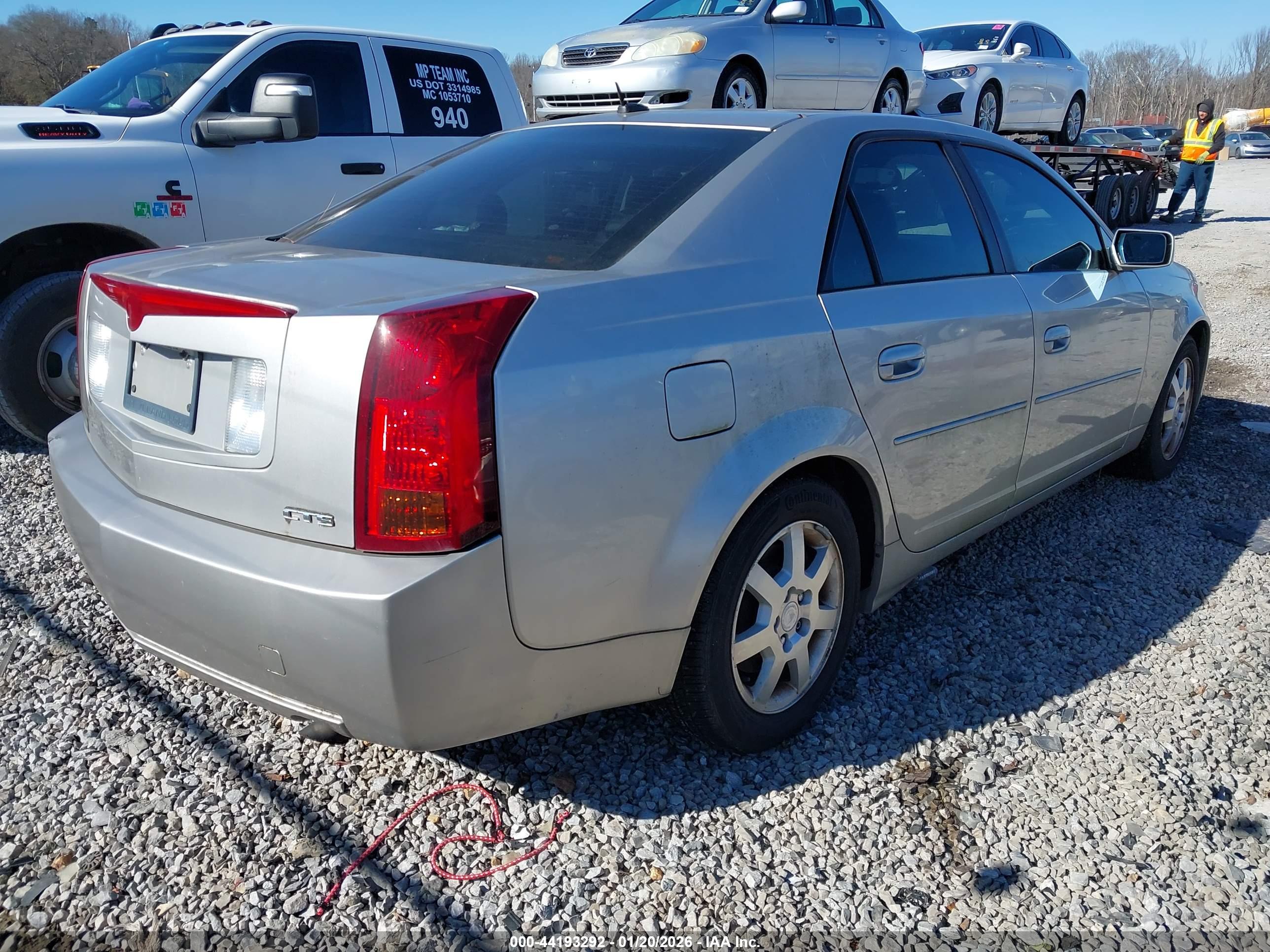CADILLAC CTS image 4
