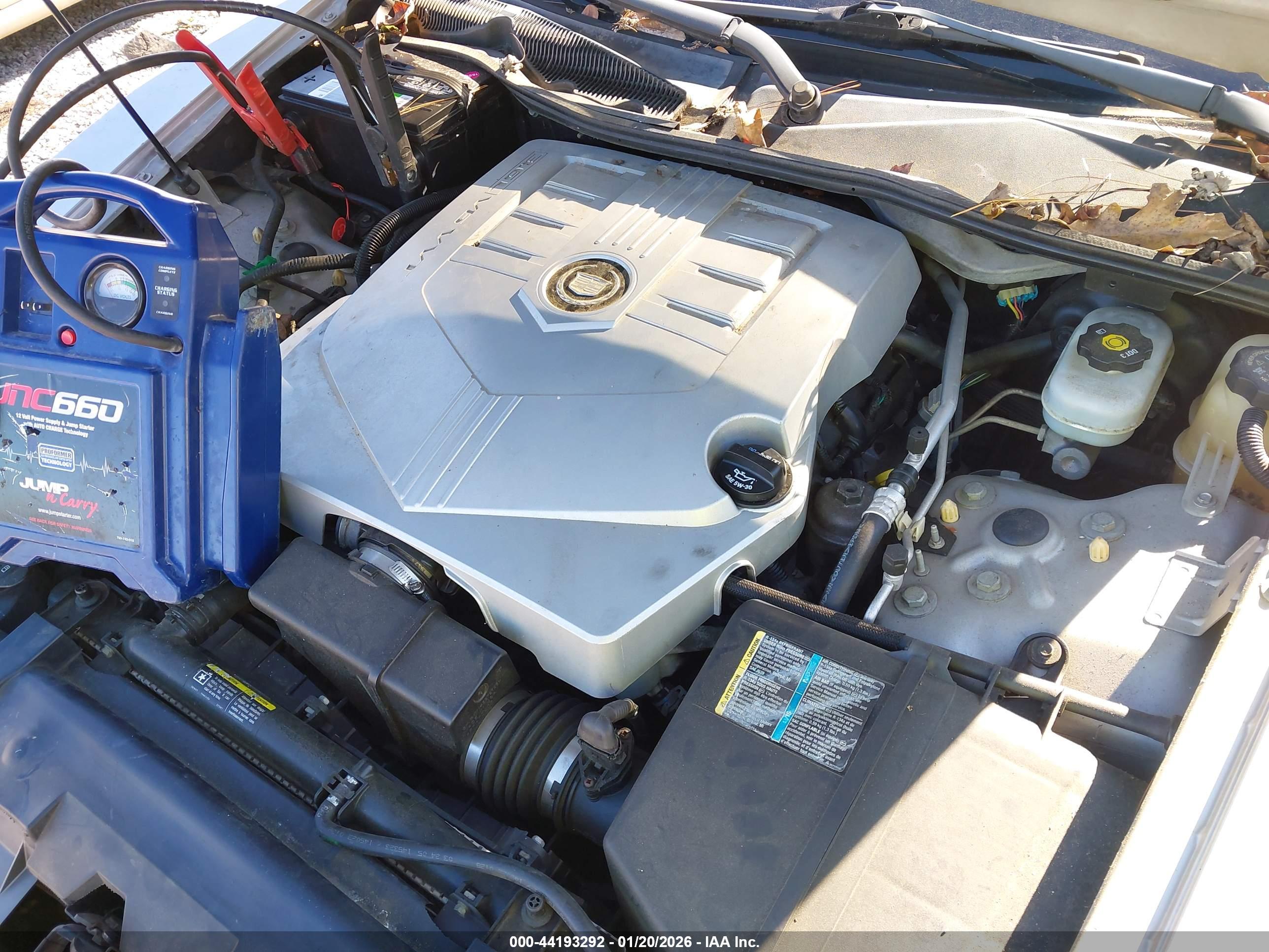 CADILLAC CTS image 6